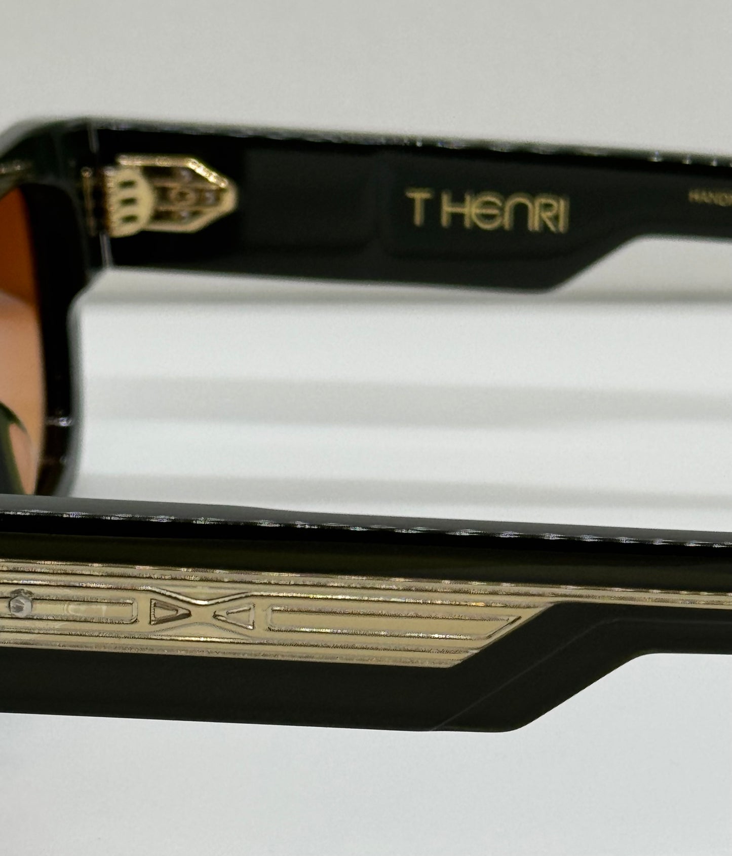 T Henri Taycan Dark green x Orange