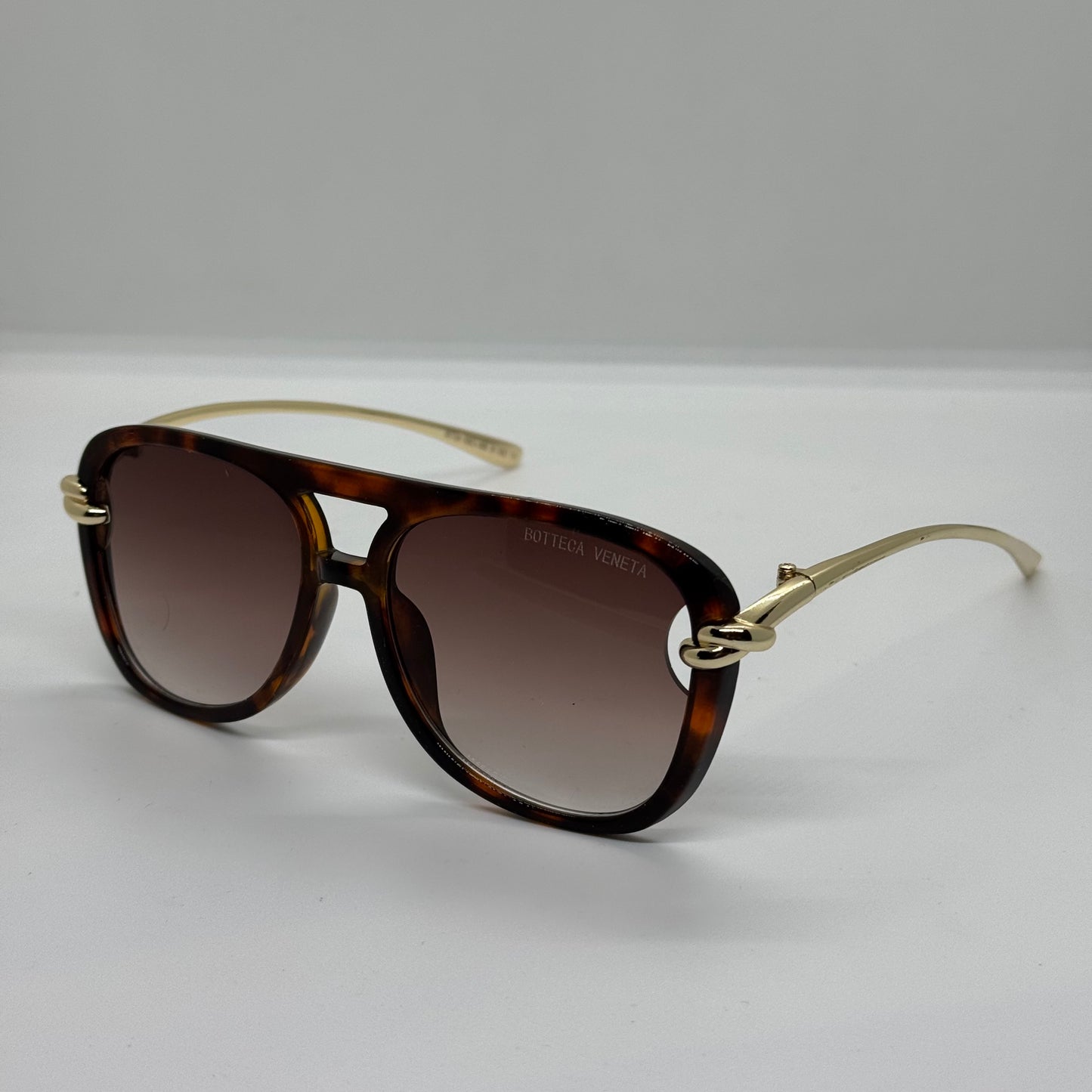 Bottega Knot Aviator