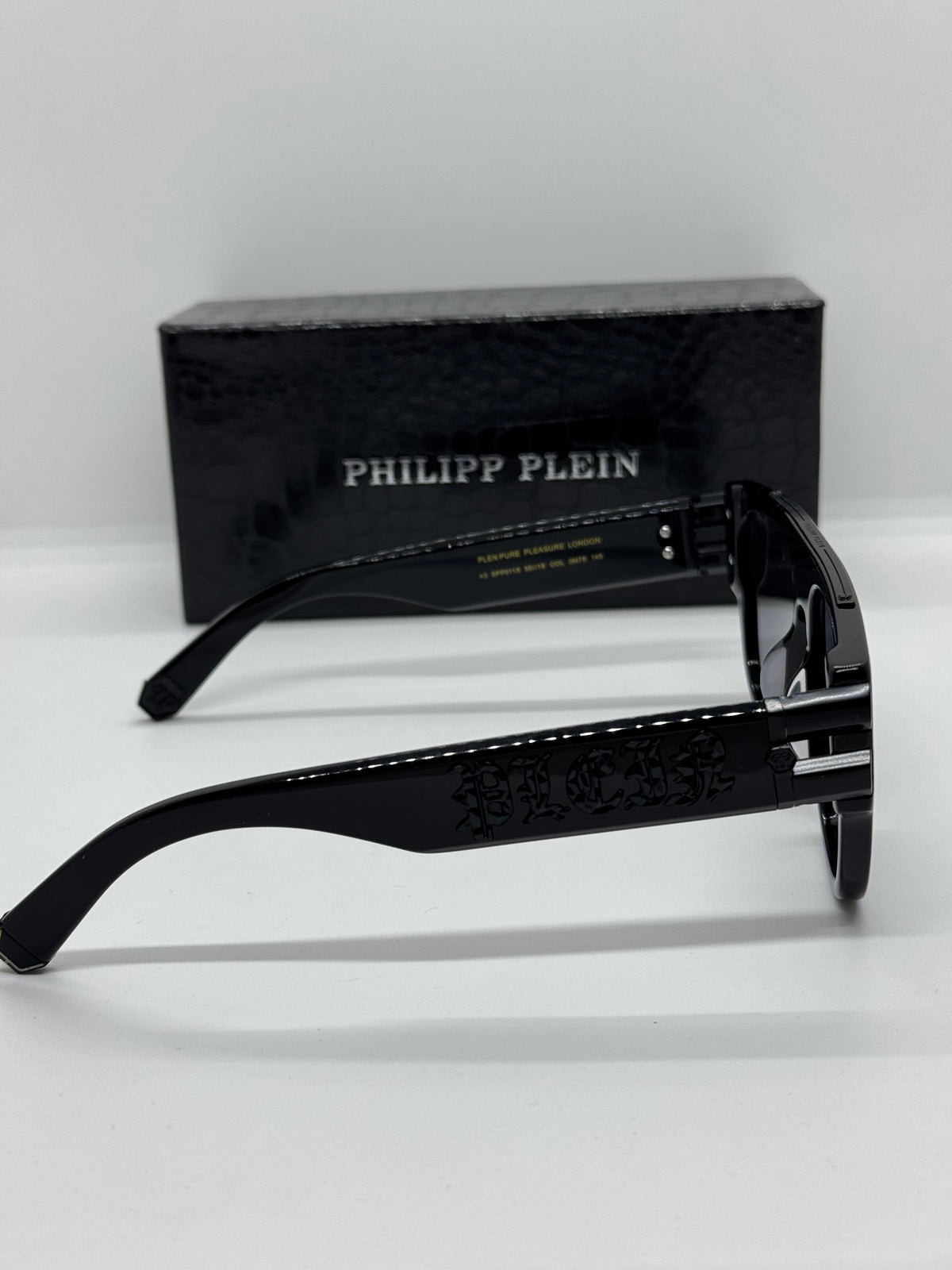 Philipp Plein London SPP011 Black Edition