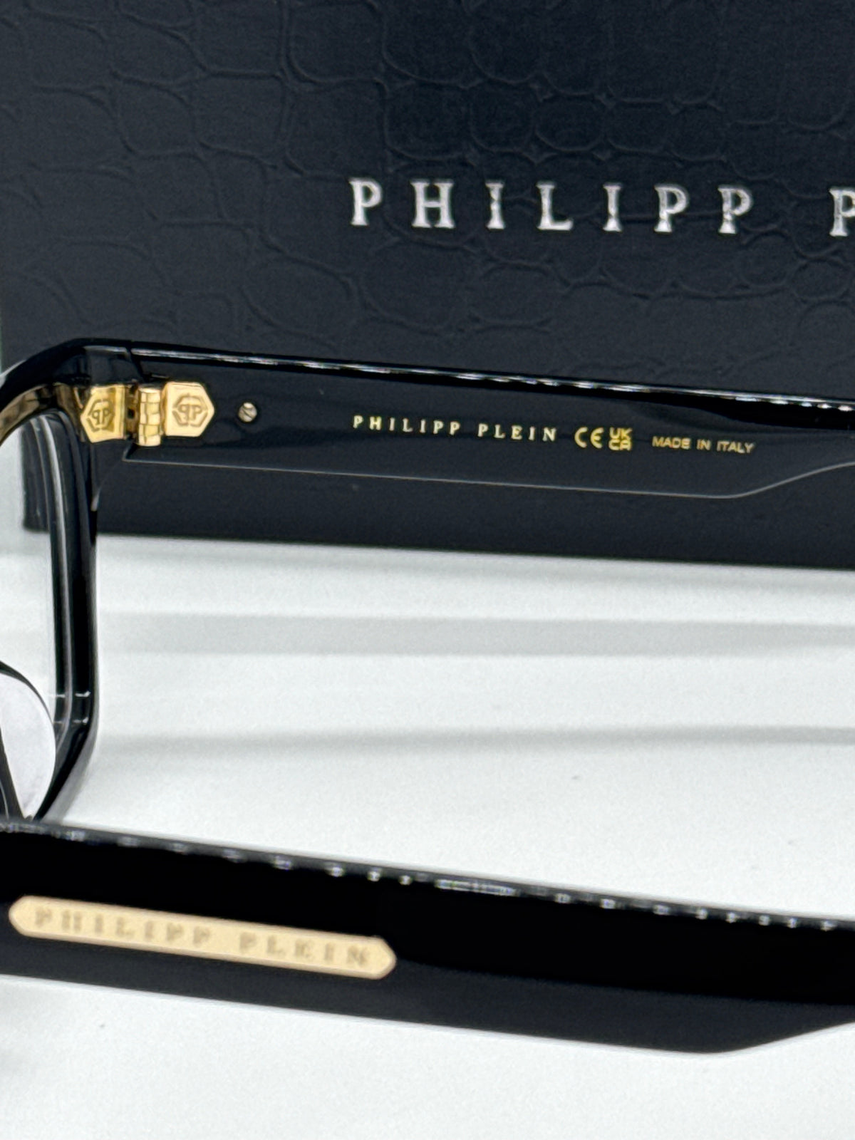 Philipp Plein Dark Shapes VPP082M Black Frame