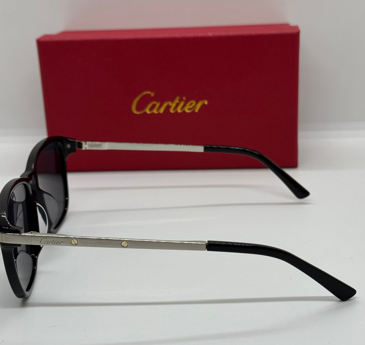 Cartier Titanium CT0075S Black x Silver
