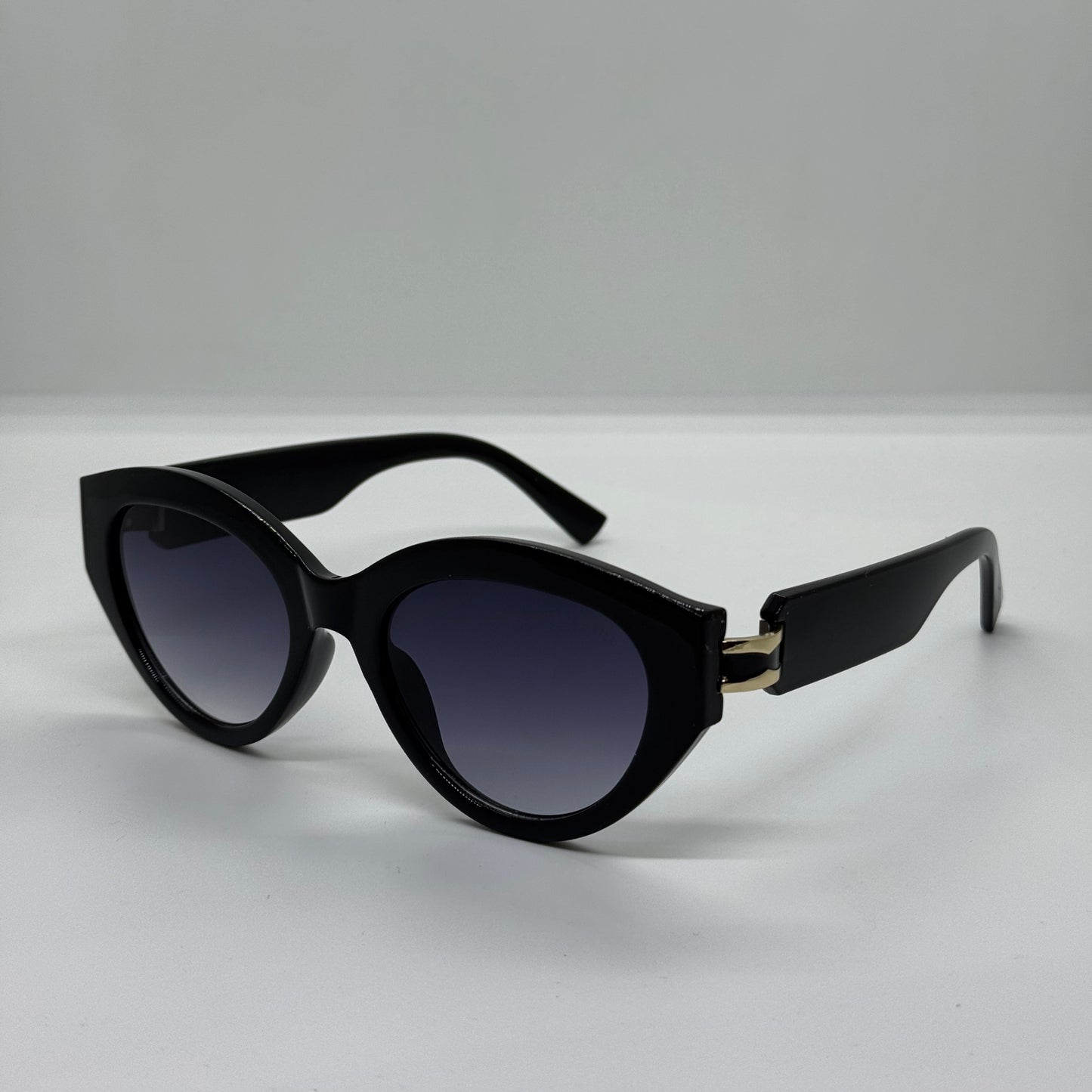 BV Zero Oval Shade