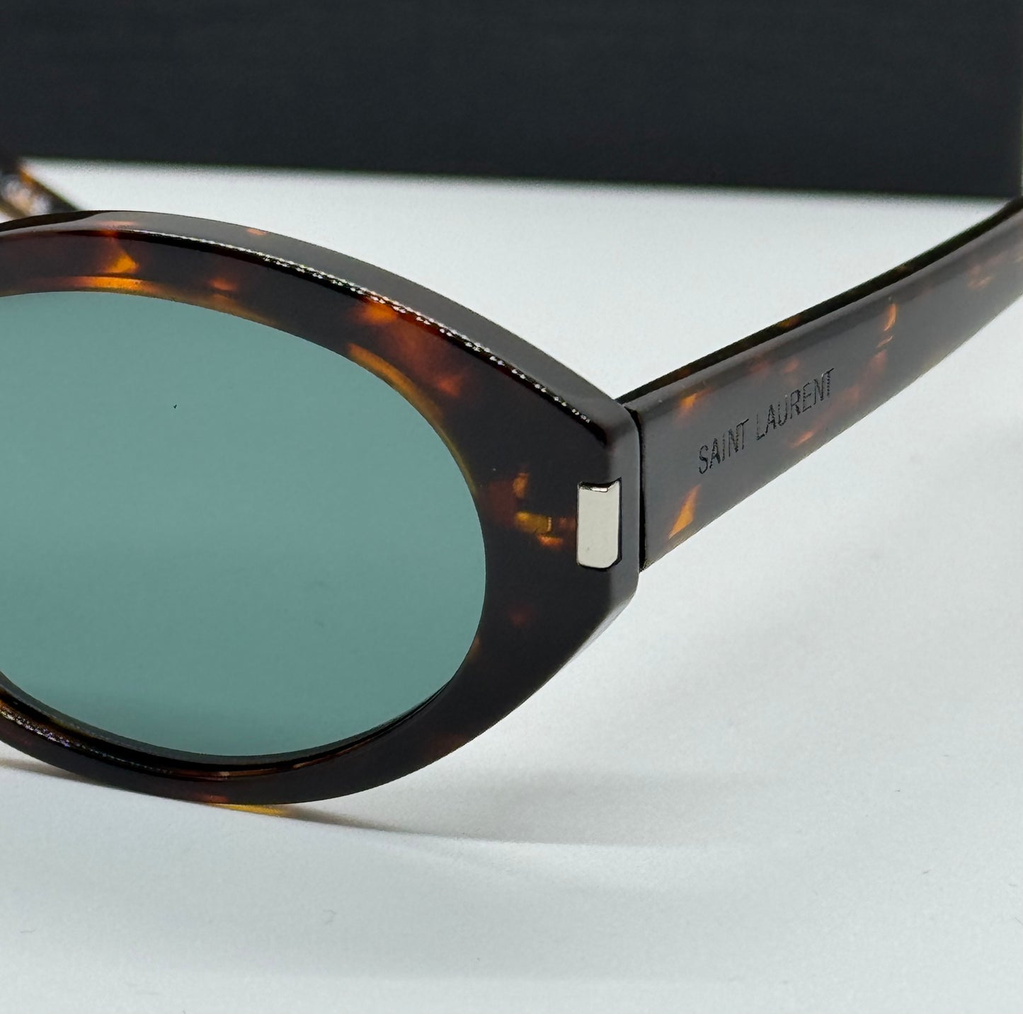 Saint Laurent SLM95 Jeanne Tortoise