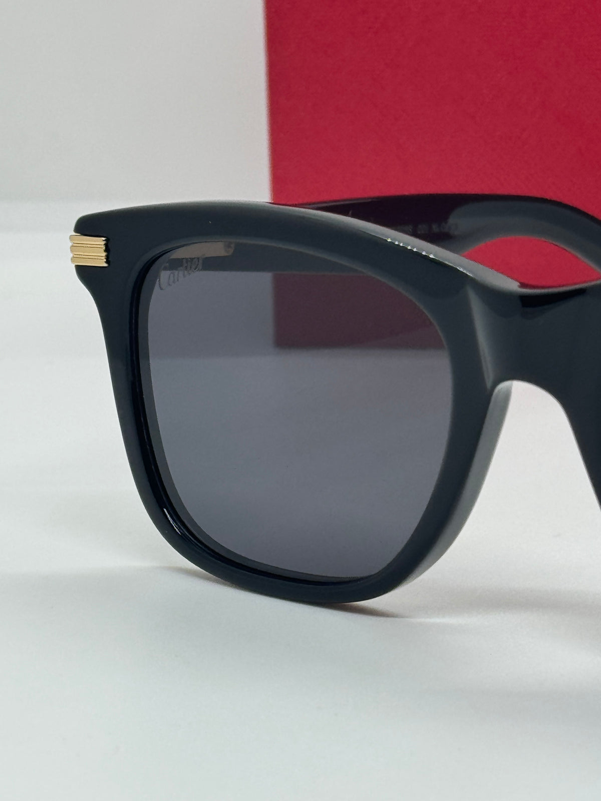 Cartier Premiere CT0396S Black x Gold