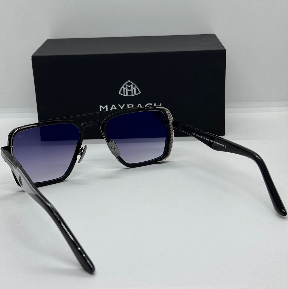 Maybach The Sarte 1 Black Gradient