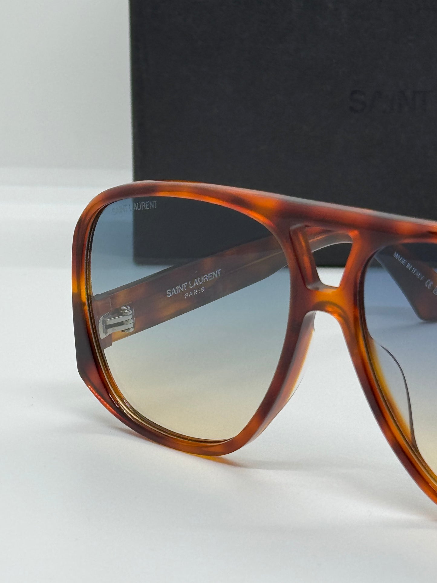 Saint Laurent Solace SL652 tortoiseshell