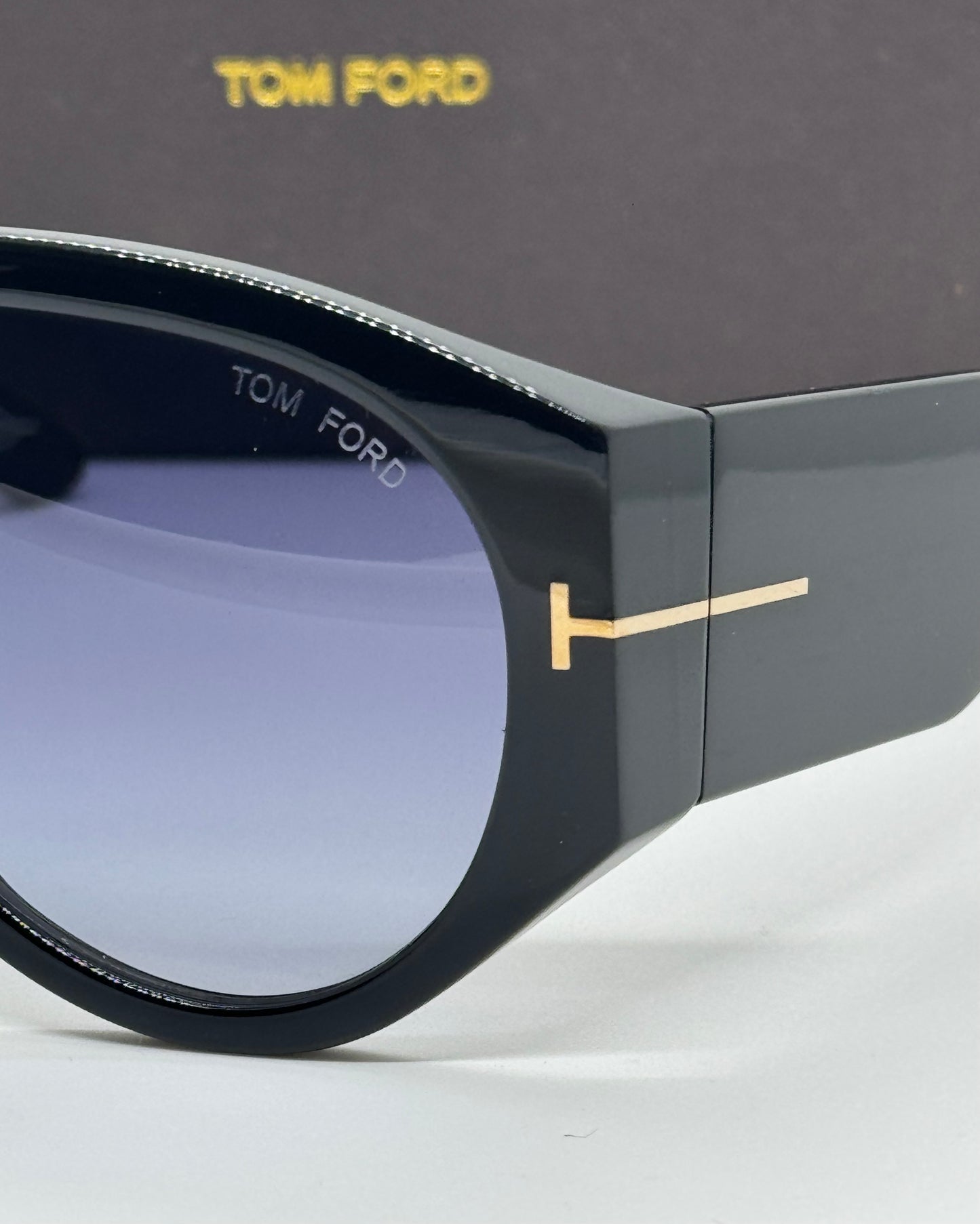 Tom Ford Bronson FT1044 Black