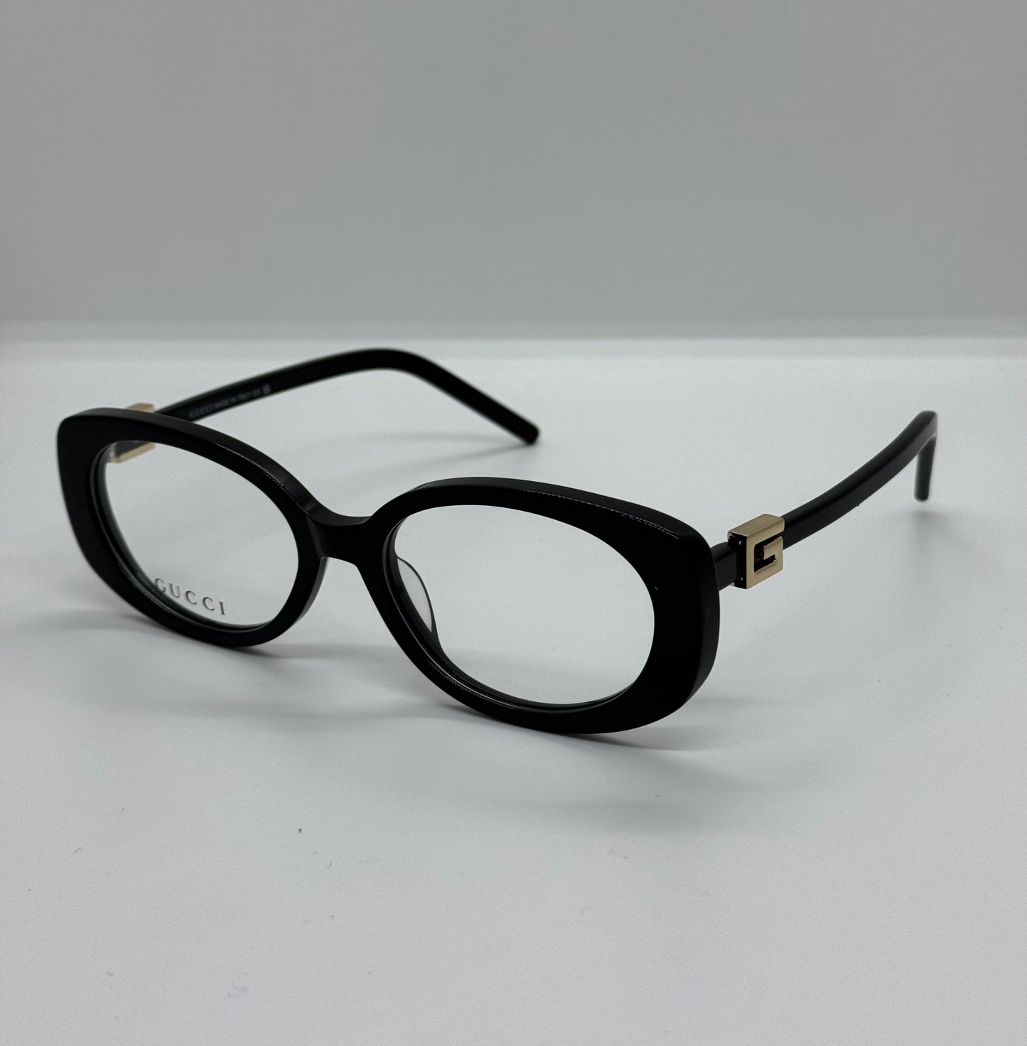 Gucci Oval Mini 1684 Black Frame