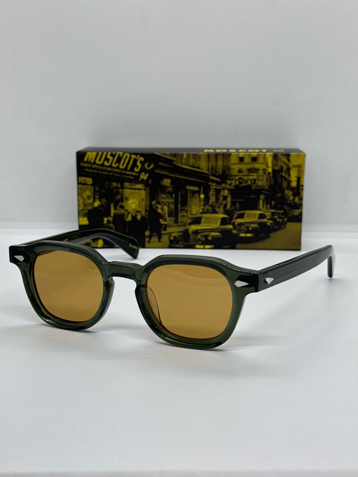 Moscot Dolt Dark Green Amber