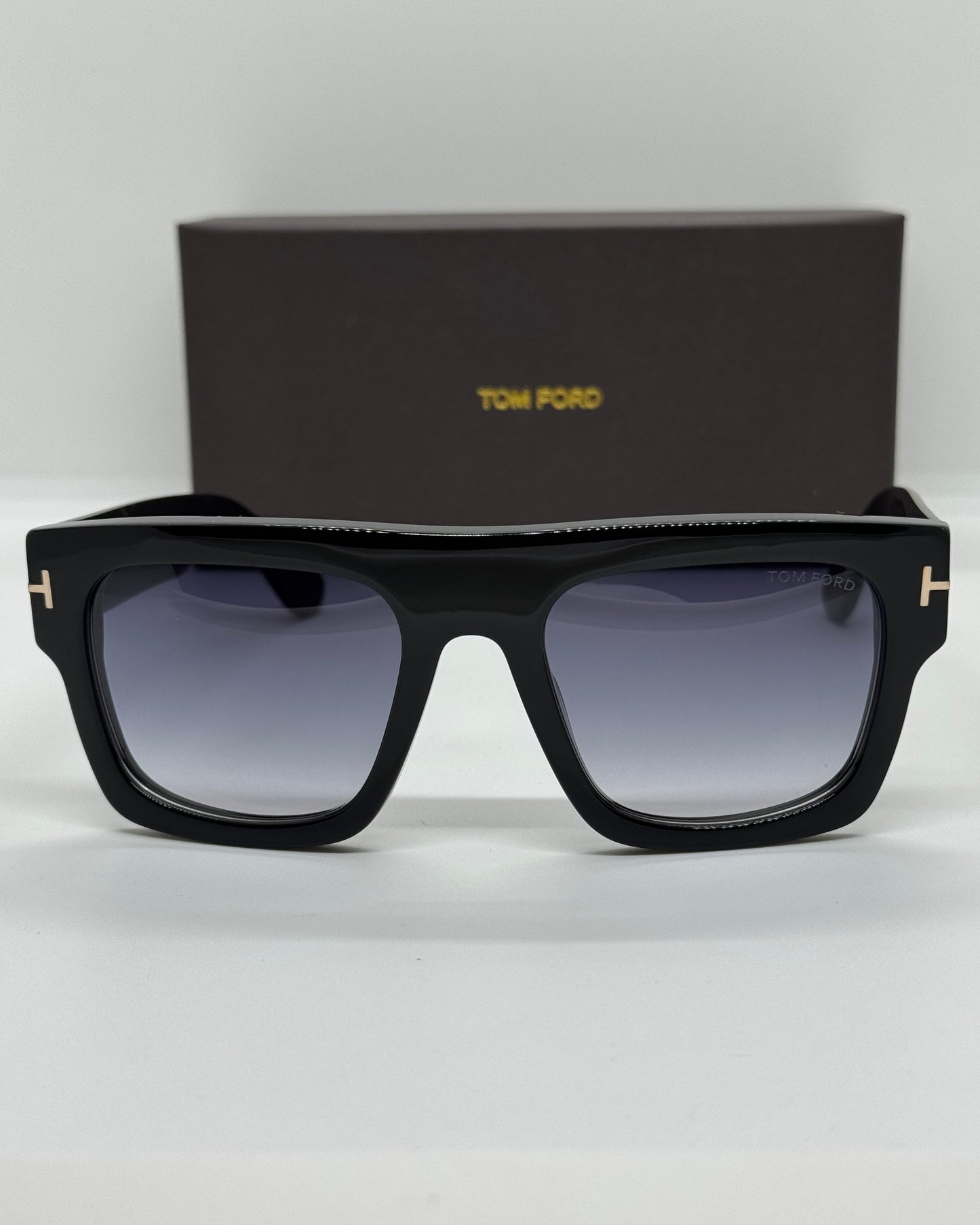 Tom Ford Fausto TF711 Black