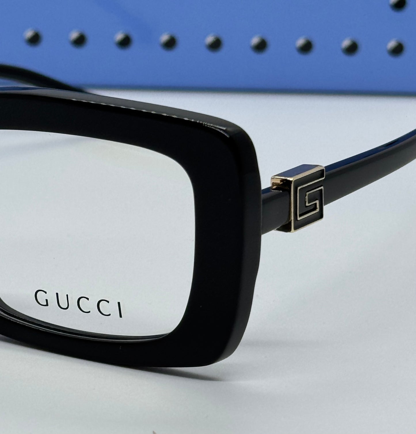 GG 2002SK 001 Black Frame
