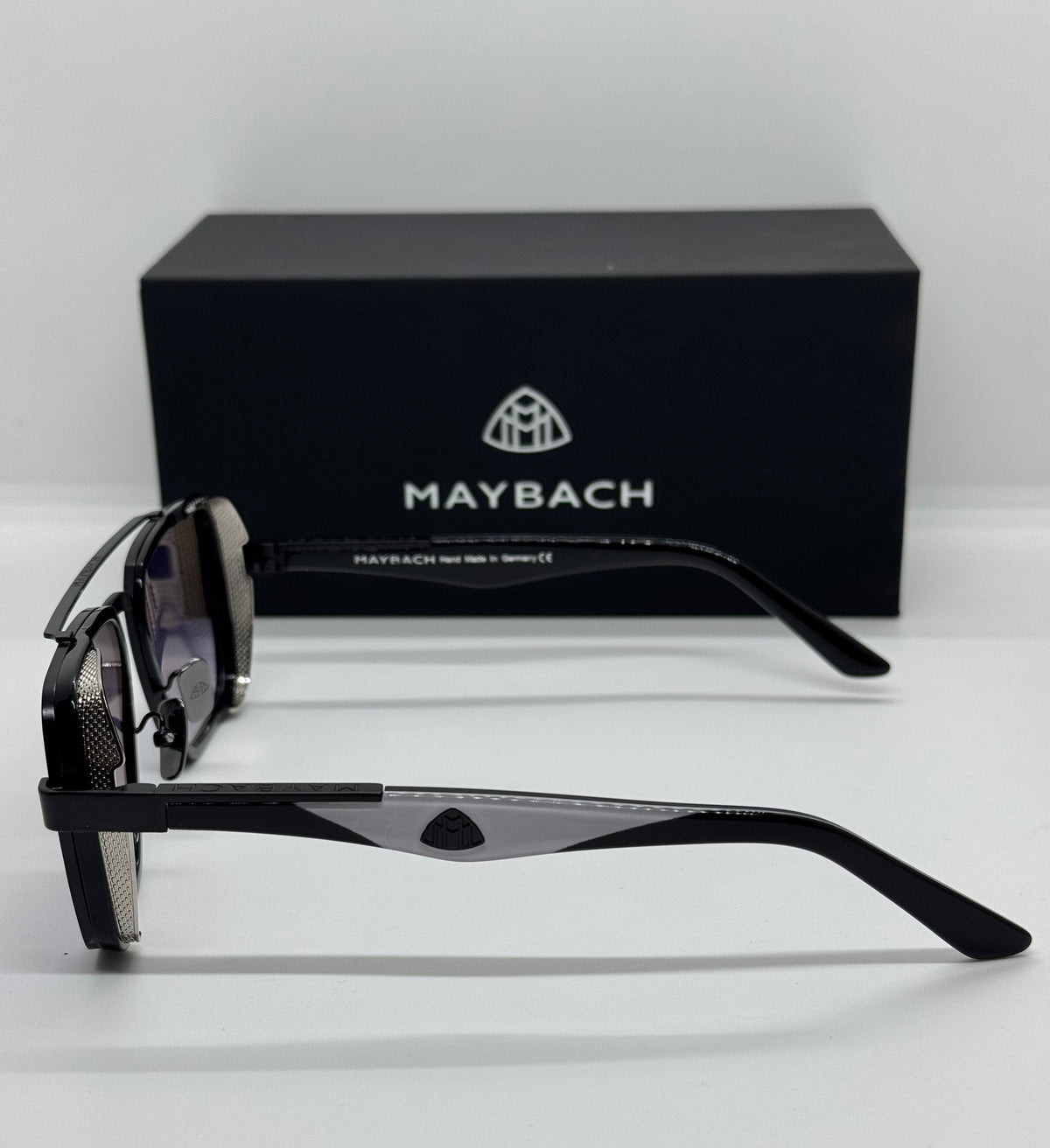 Maybach The Sarte 1 Black Gradient