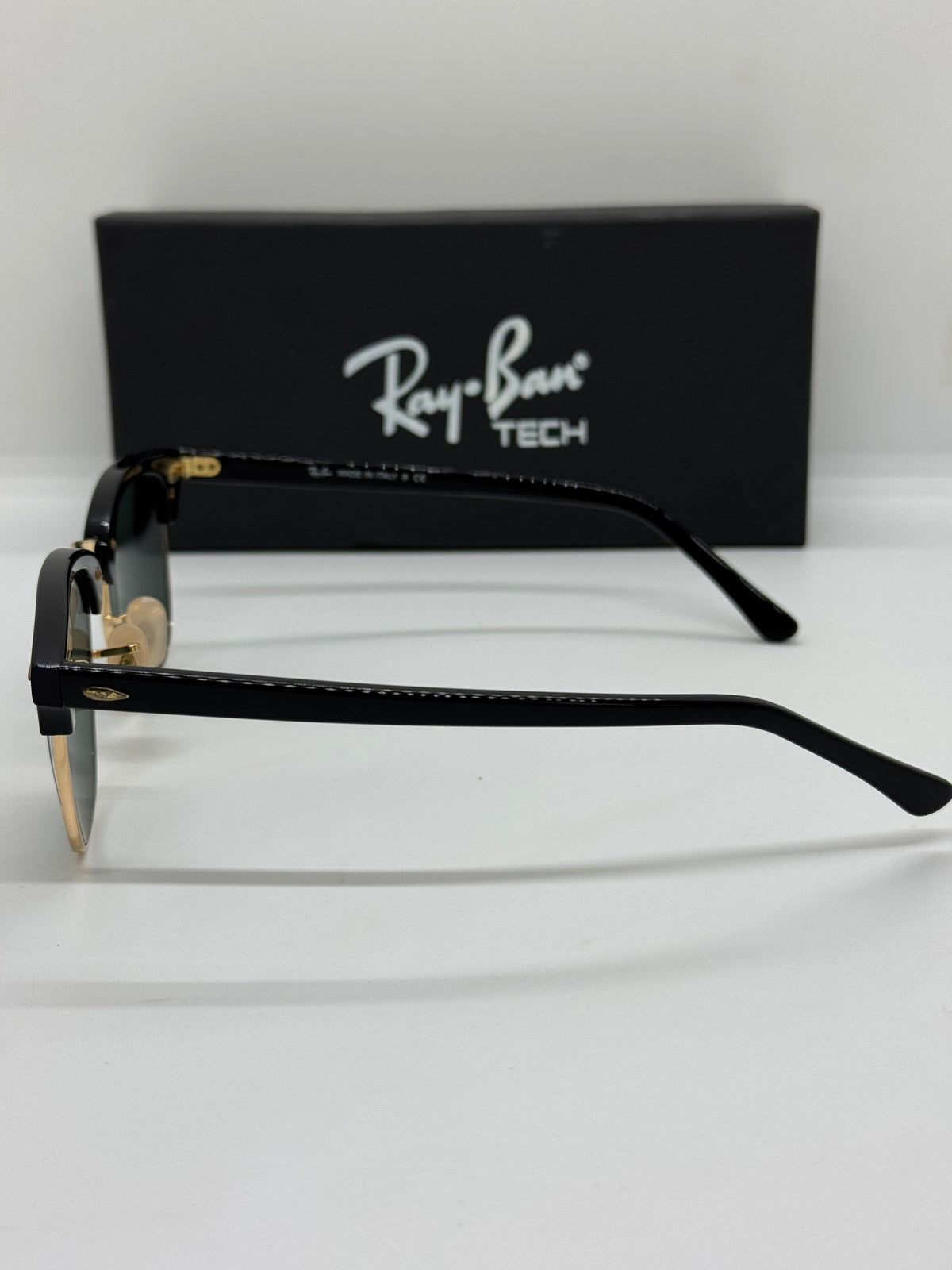 Ray-Ban Clubmaster RB 3016 Black Shade