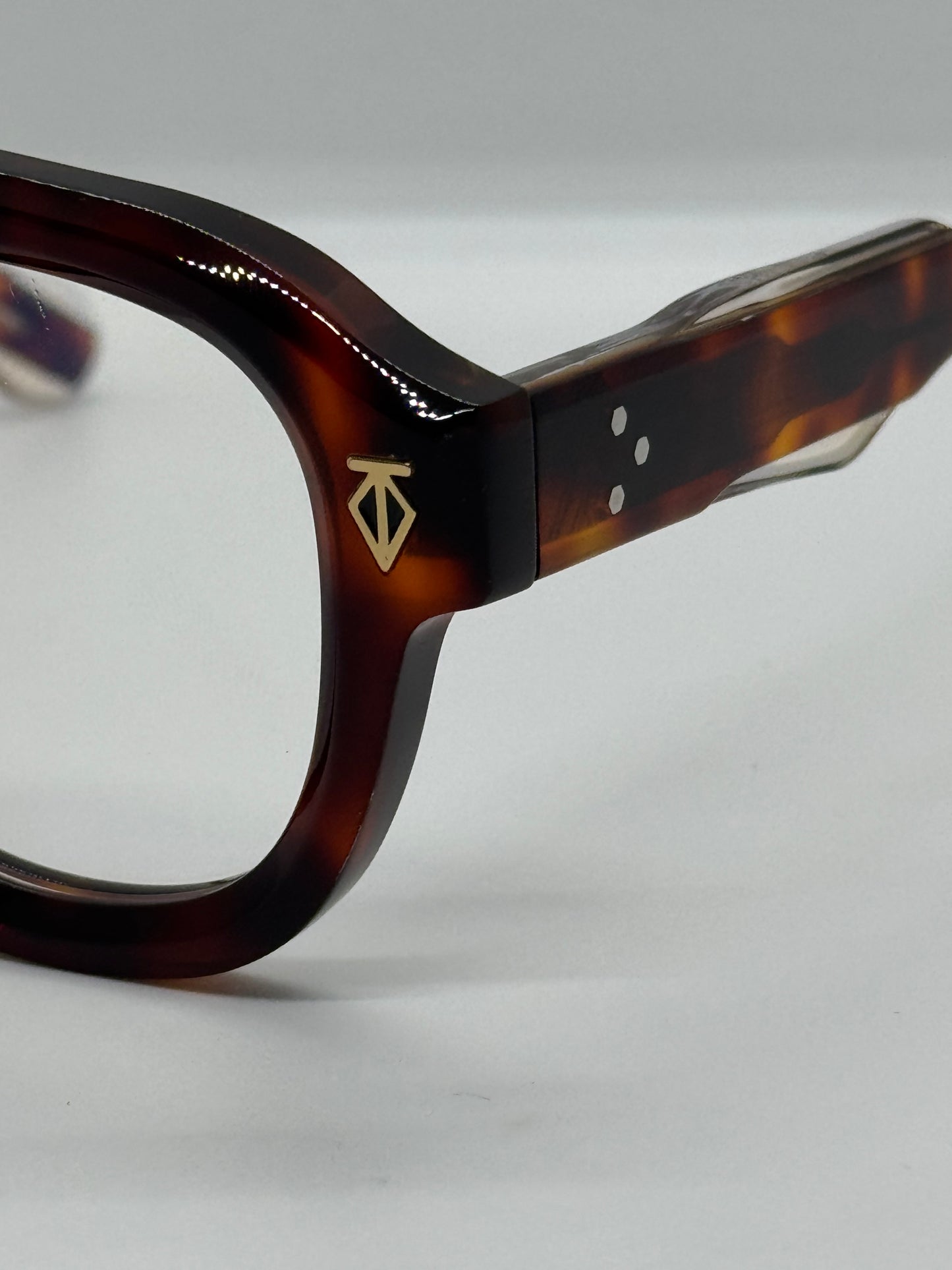 T Henri Dino Tortoise Frame