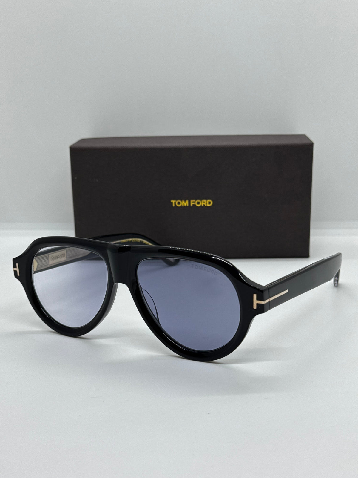 Tom Ford Icon Pilot TF1225 Photo Gray Frame