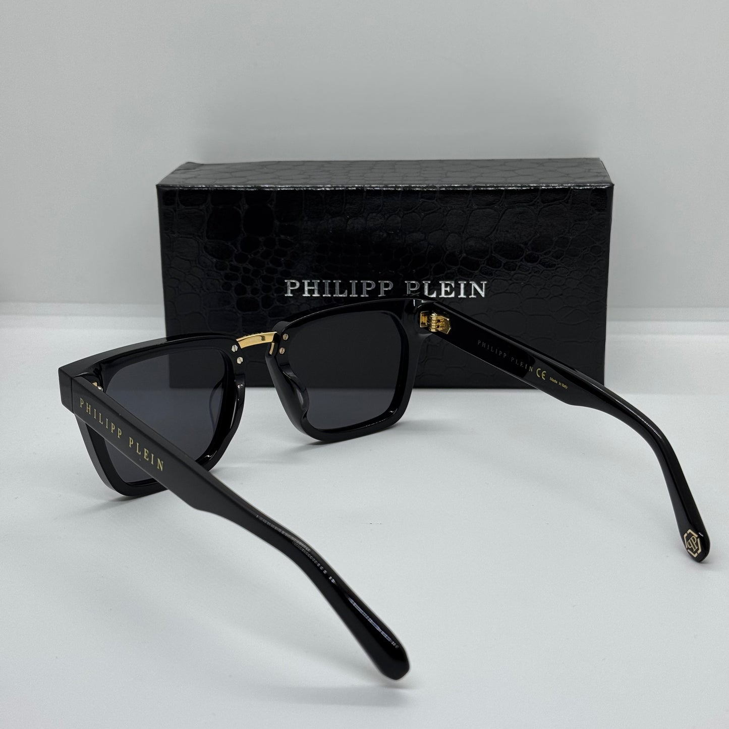 Philipp Plein Hexagonal College Black Shade