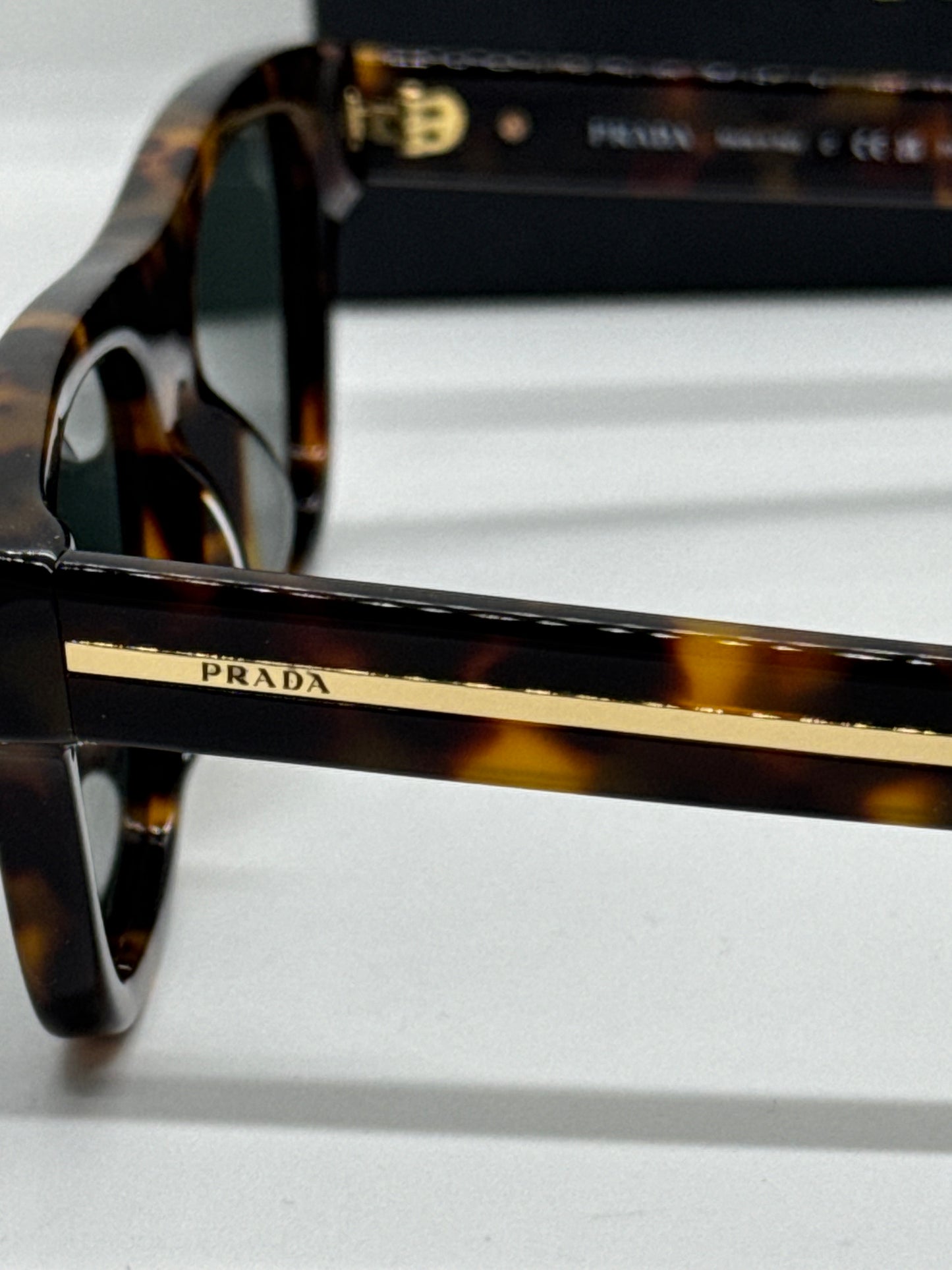 Prada SPR B12 Tortoise Green