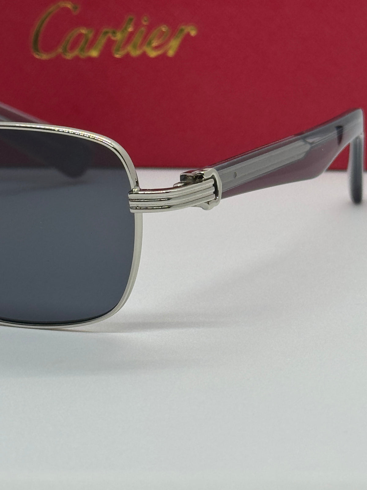 Cartier CT0538S Gray x Silver