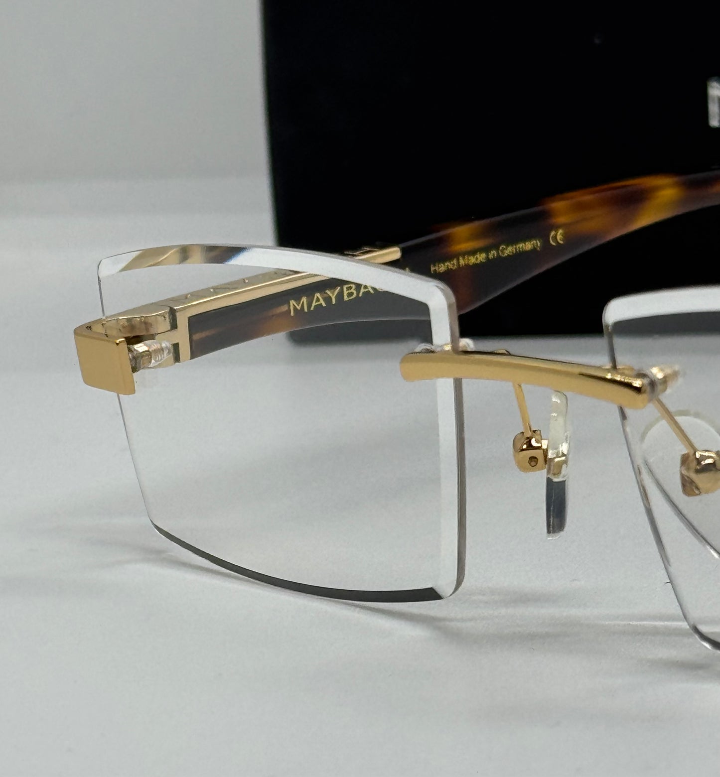 Maybach The Artist F Gold x Tortoise Photocromatic