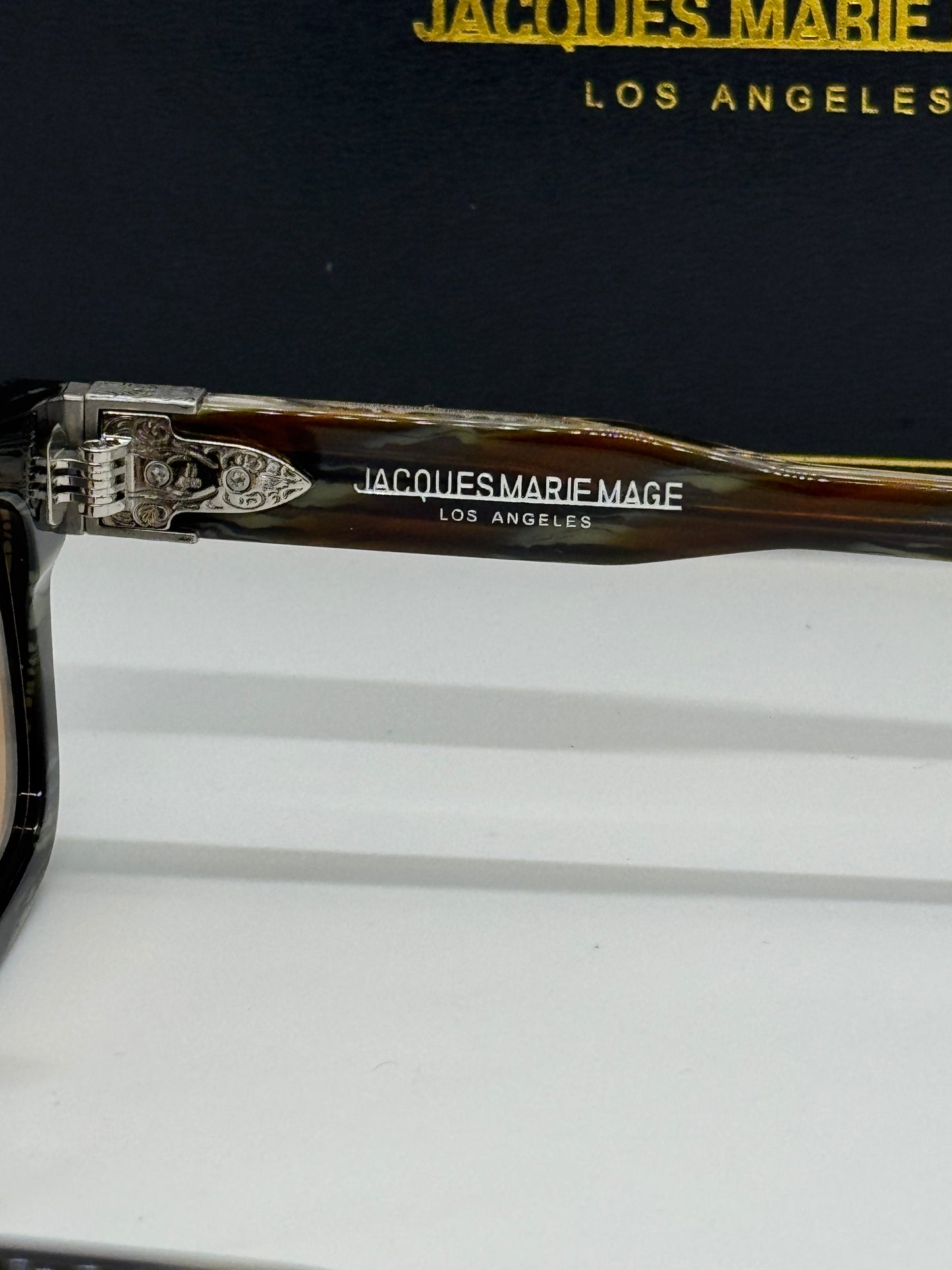 Jacques Marie Mage Belvedere Honey