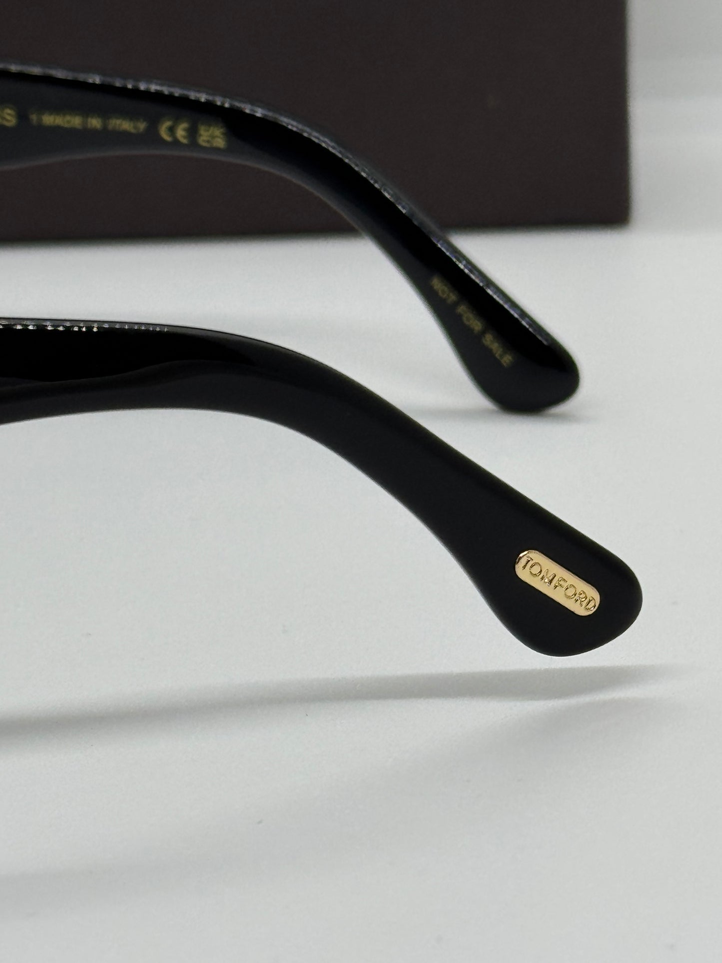 Tom Ford Icon Round TF1237 Gradient Zeiss Lenses