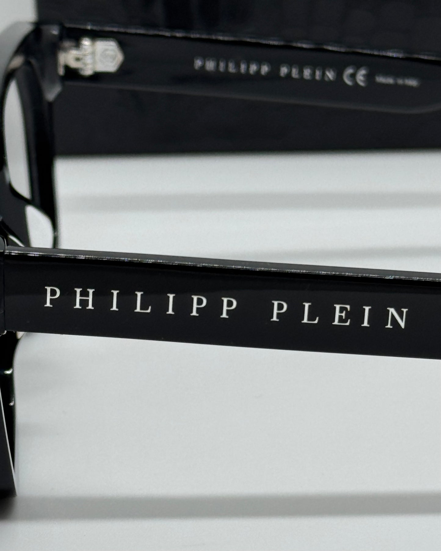 Philipp Plein Hexagonal College Frame