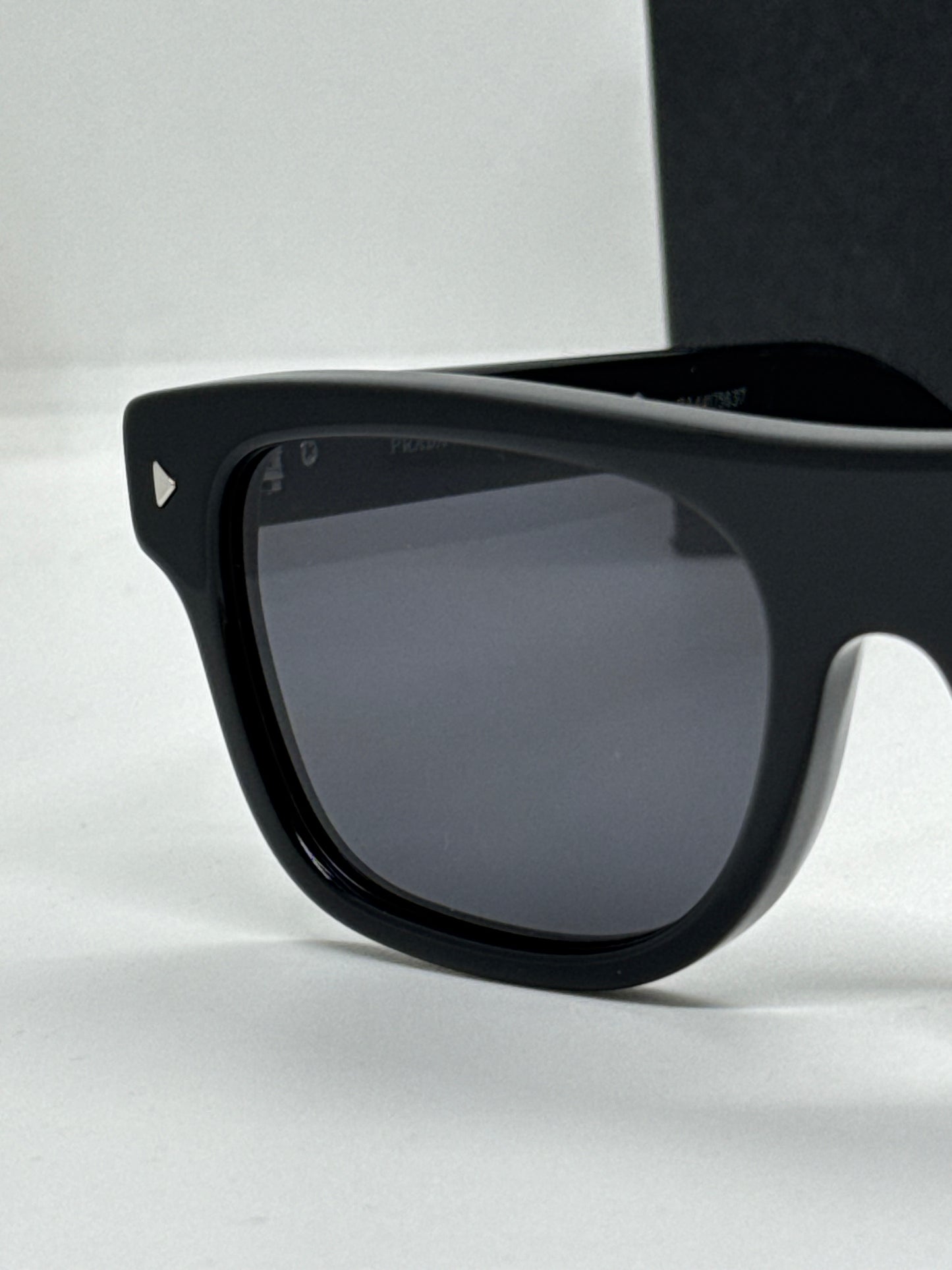 Prada SPR B12 Black Shade