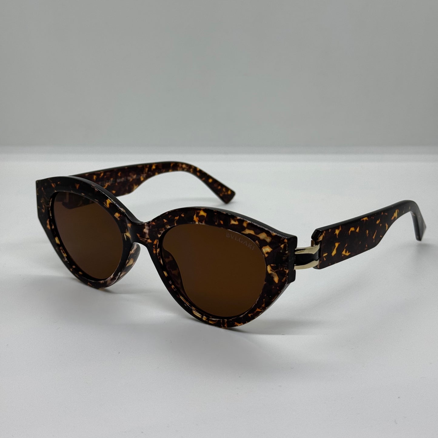 BV Zero Oval Shade