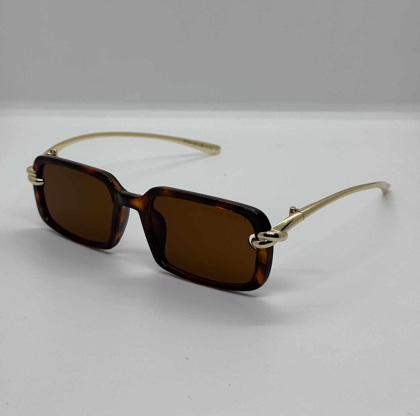 Bottega Rectangular Knot