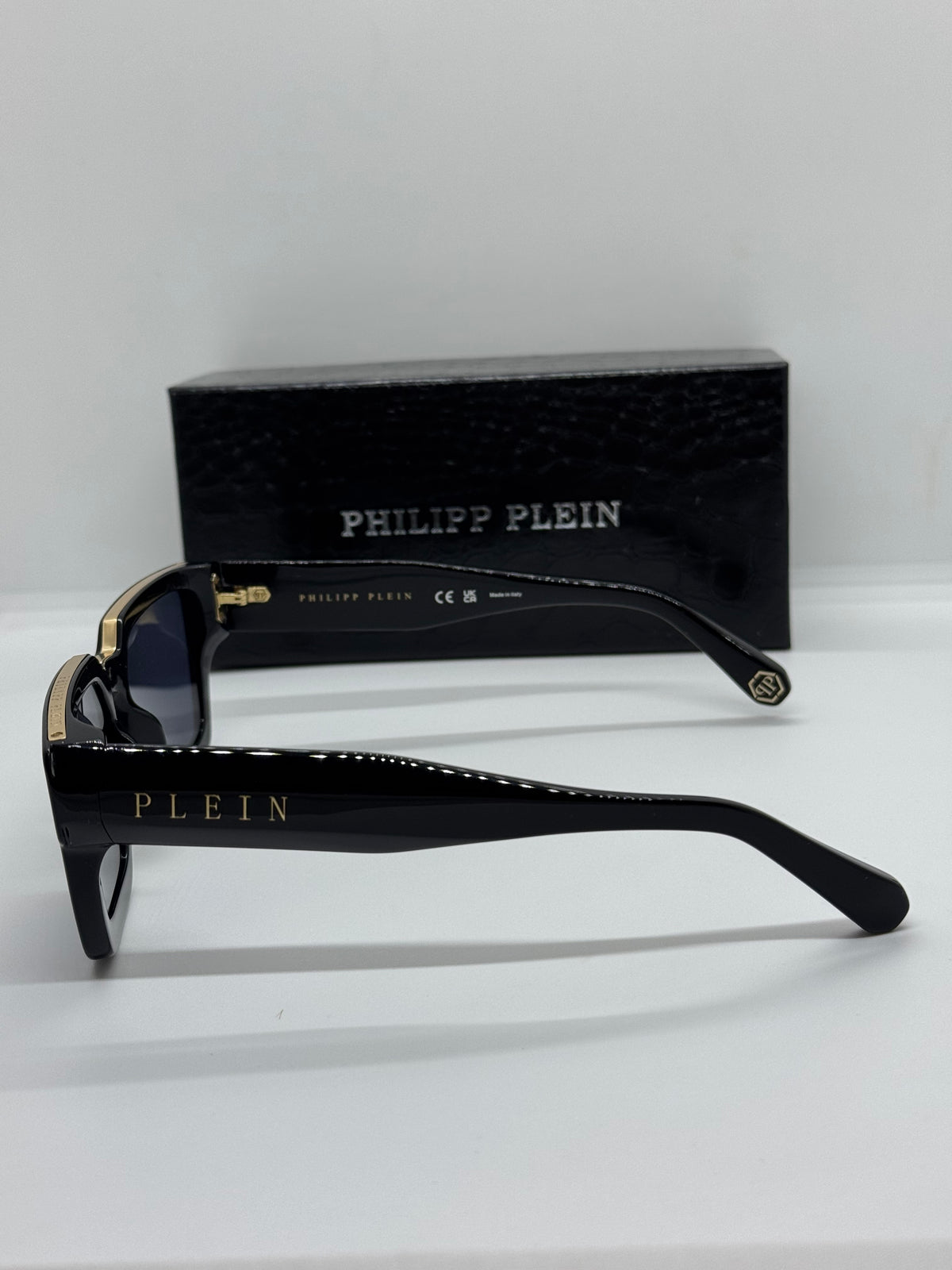 Philipp Plein SPP005 Brave Black x Gold