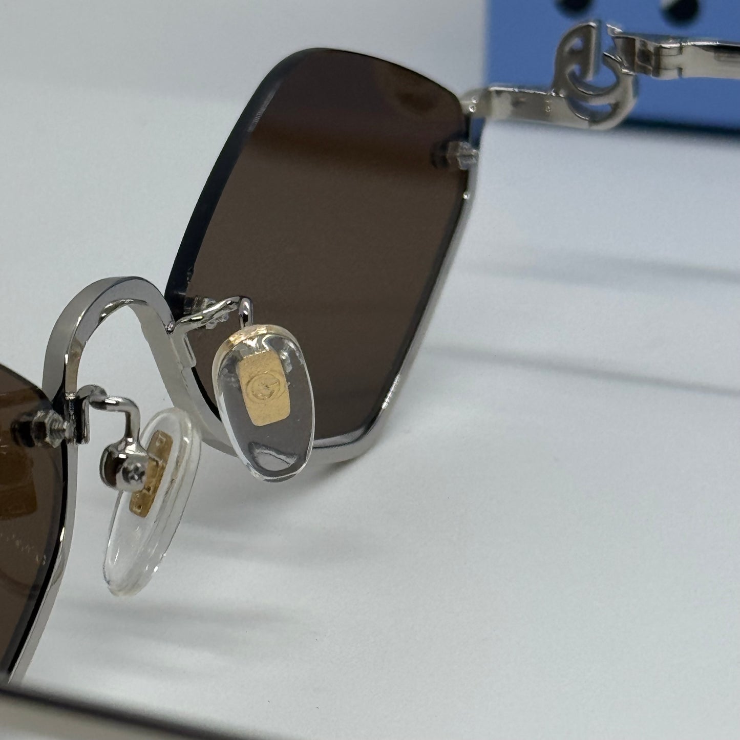 GG 1604S Geometric Brown