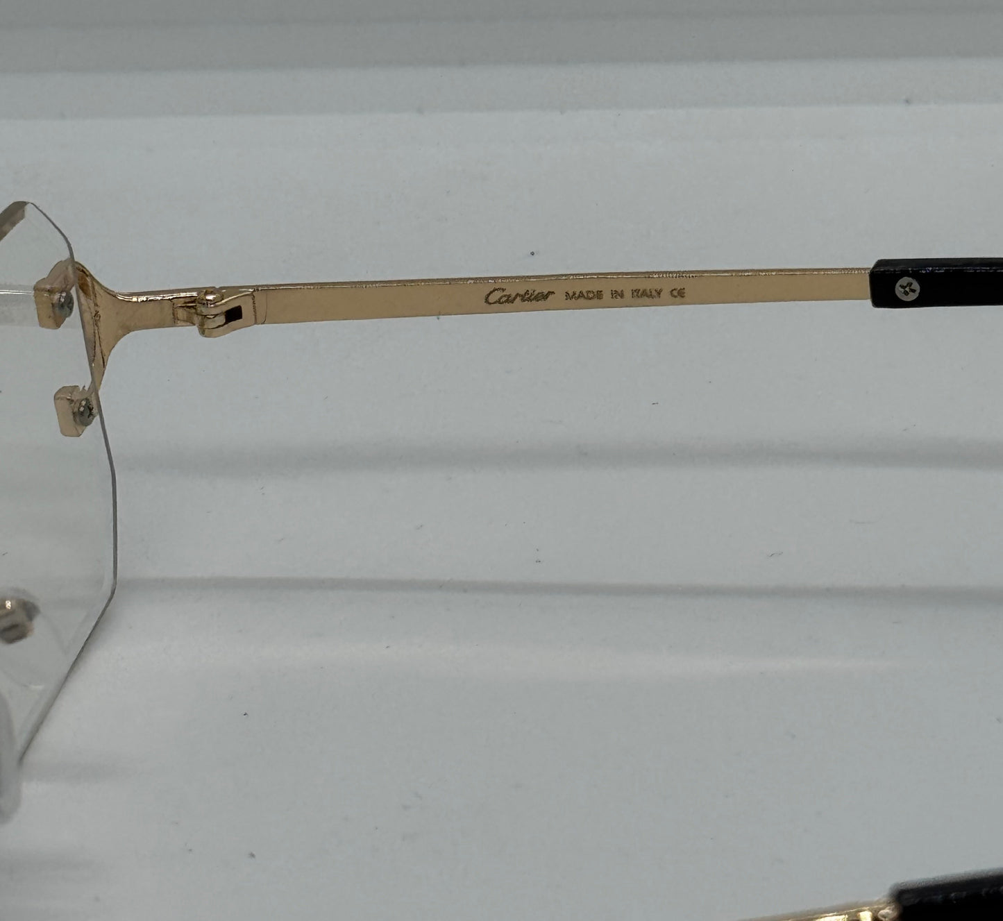 Cartier Photochromic (Change color by uv light)