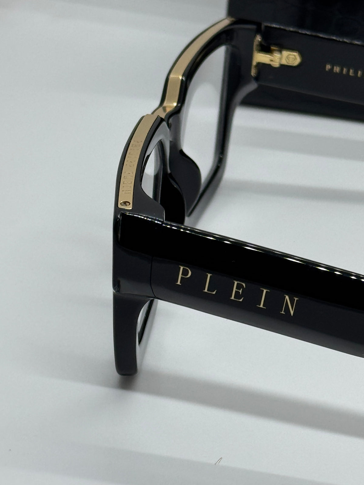 Philipp Plein Brave SPP005 Black x Gold Frame