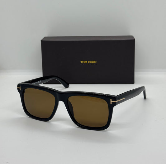 Tom Ford Buckley TF 906-N Brown