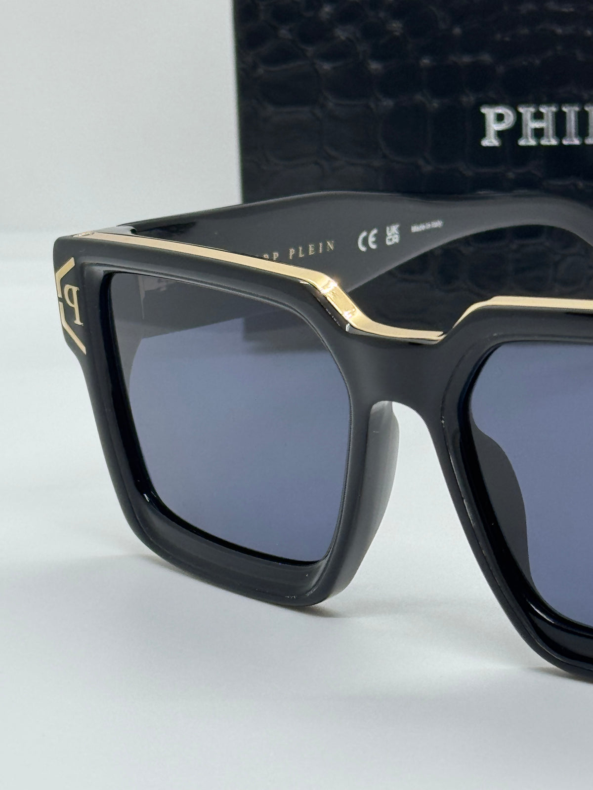 Philipp Plein SPP005 Brave Black x Gold