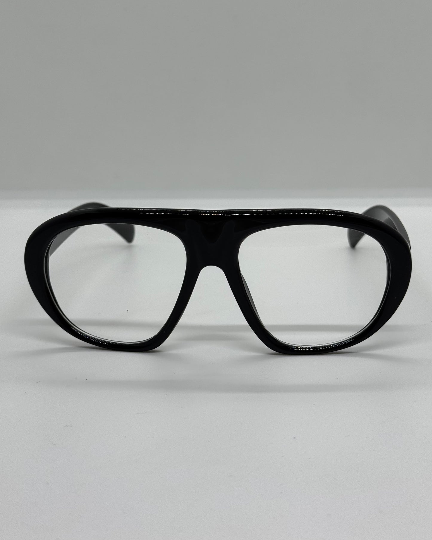 Retro Pilot Oversized Frame