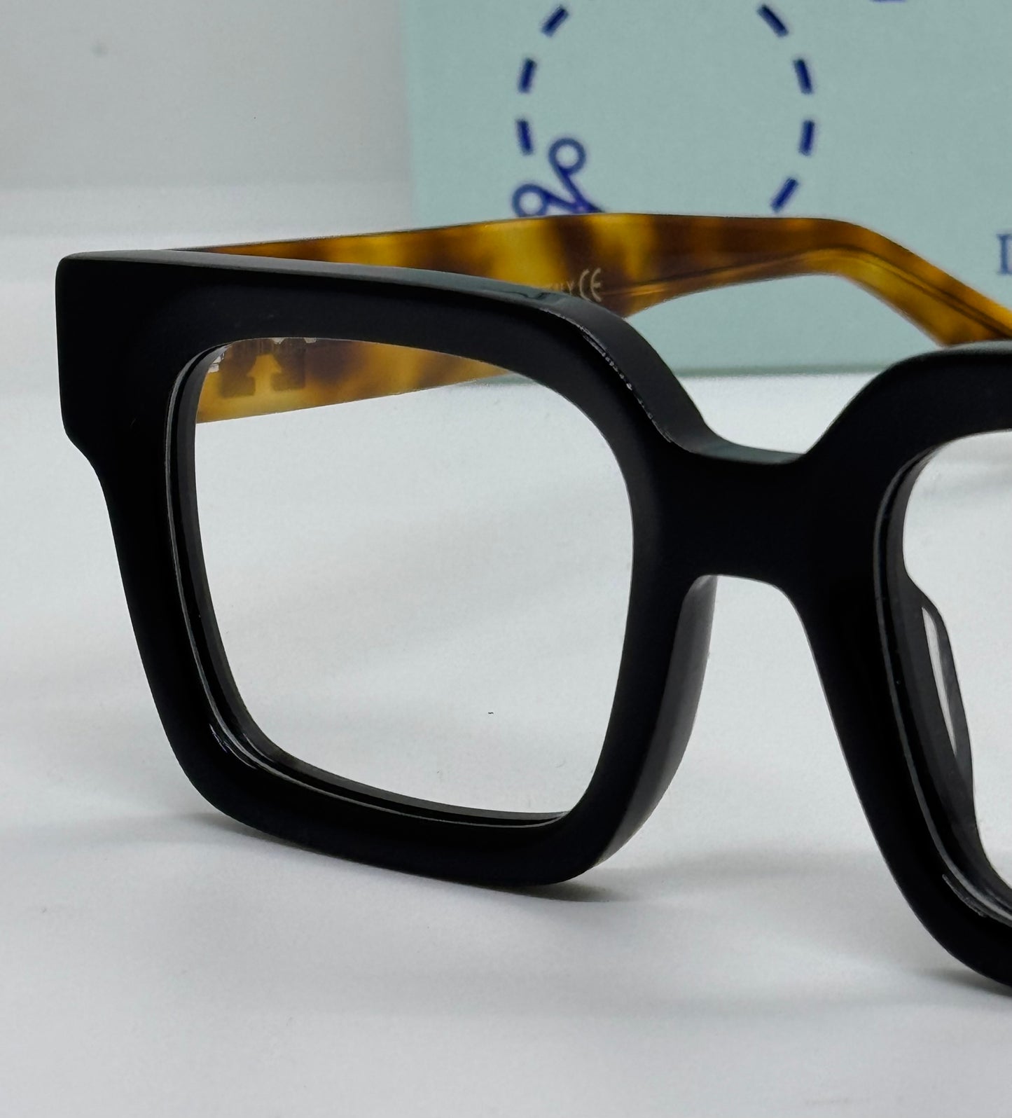 OFF-WHITE OER2052 Black x Tortoise