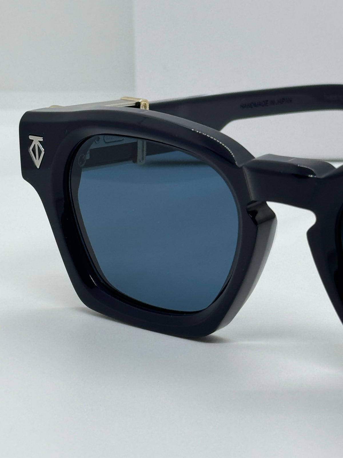 T Henri Gyra Dark Navy Blue Shade