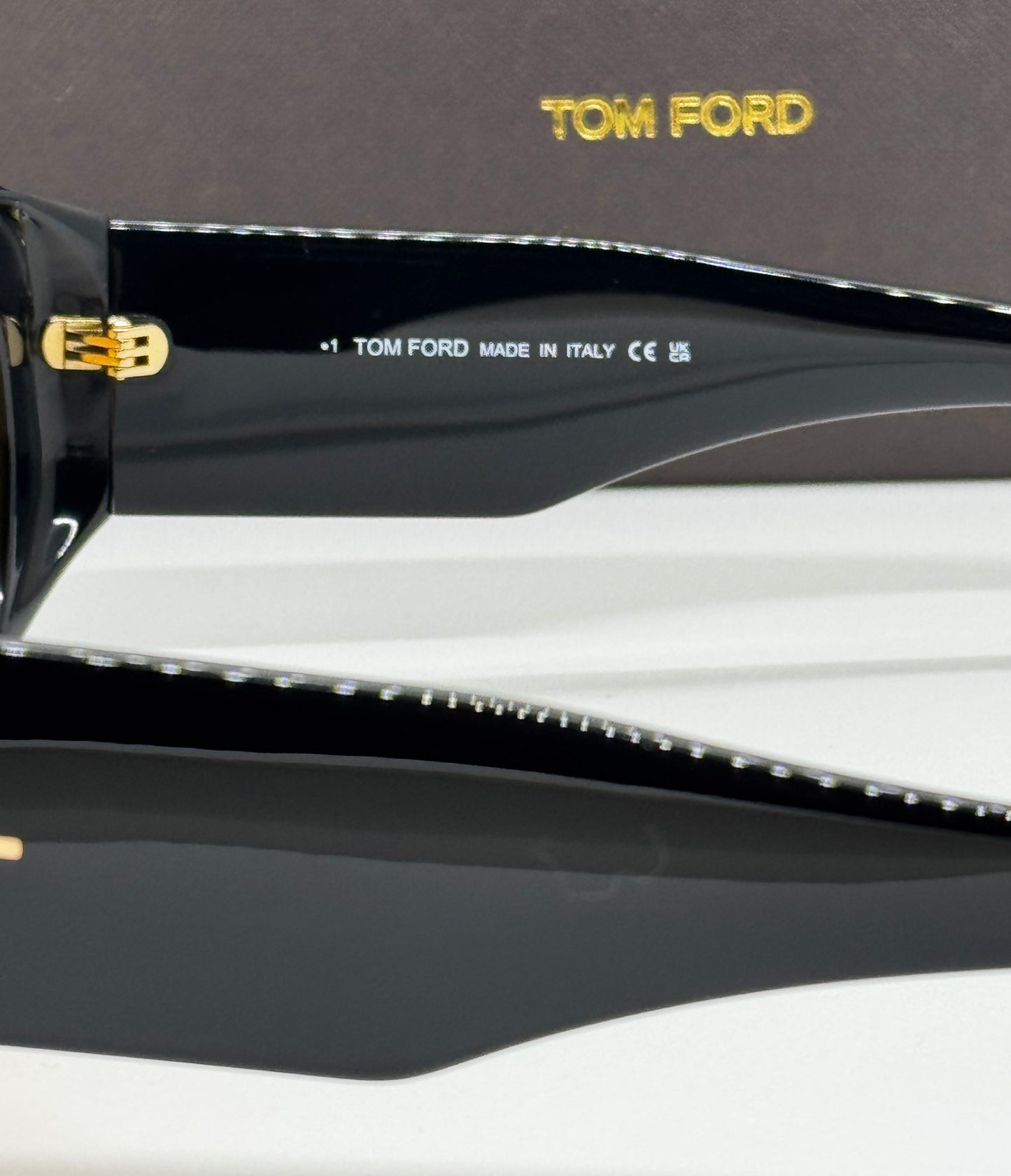 Tom Ford Bronson FT1044 Amber