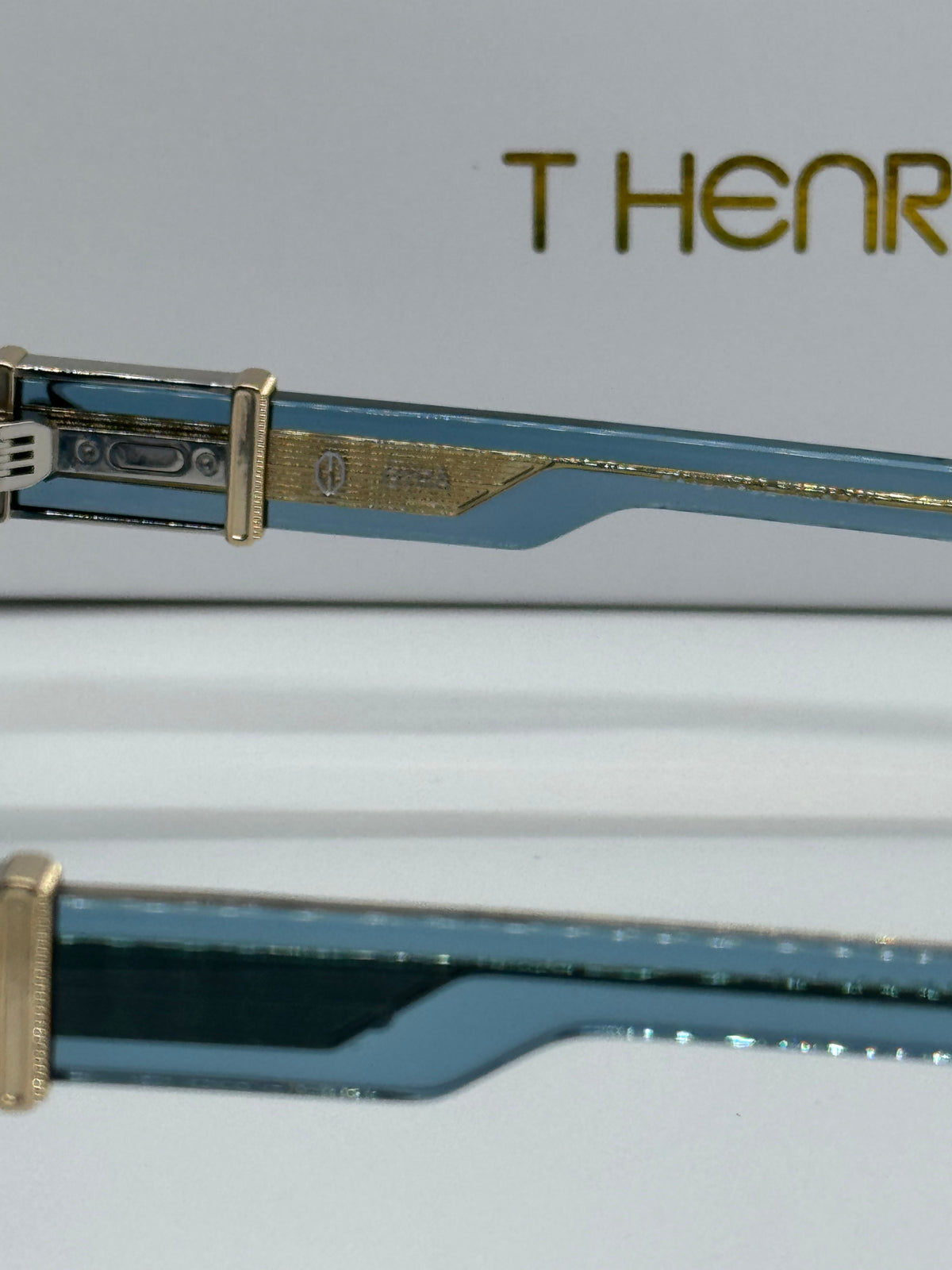 T Henri Gyra Deep Blue Shade