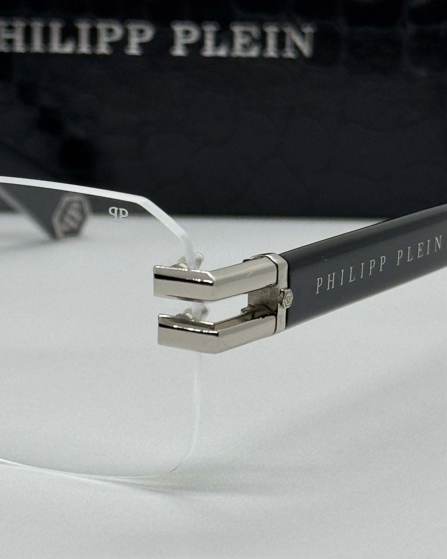 Philipp Plein VPP086 Rimless Frame