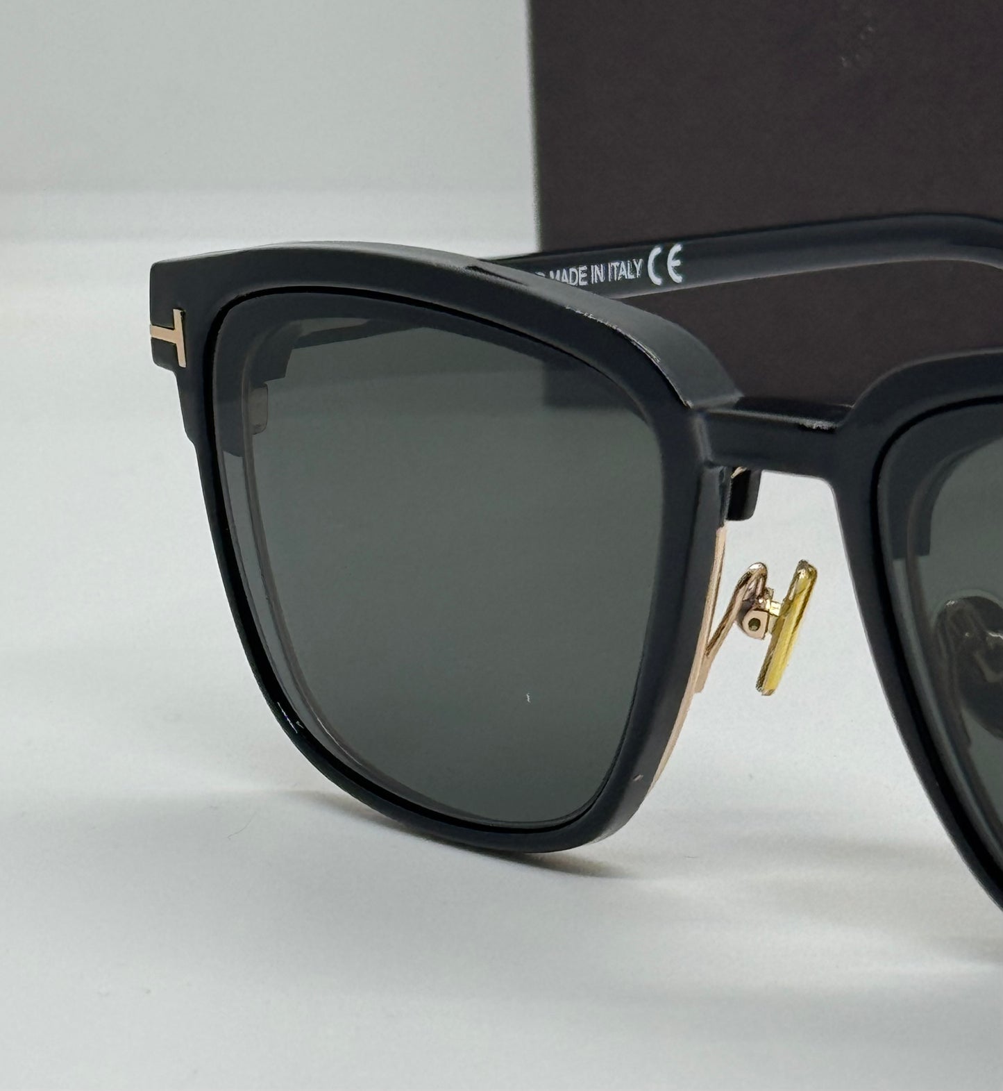 Tom Ford TF5683-B Black