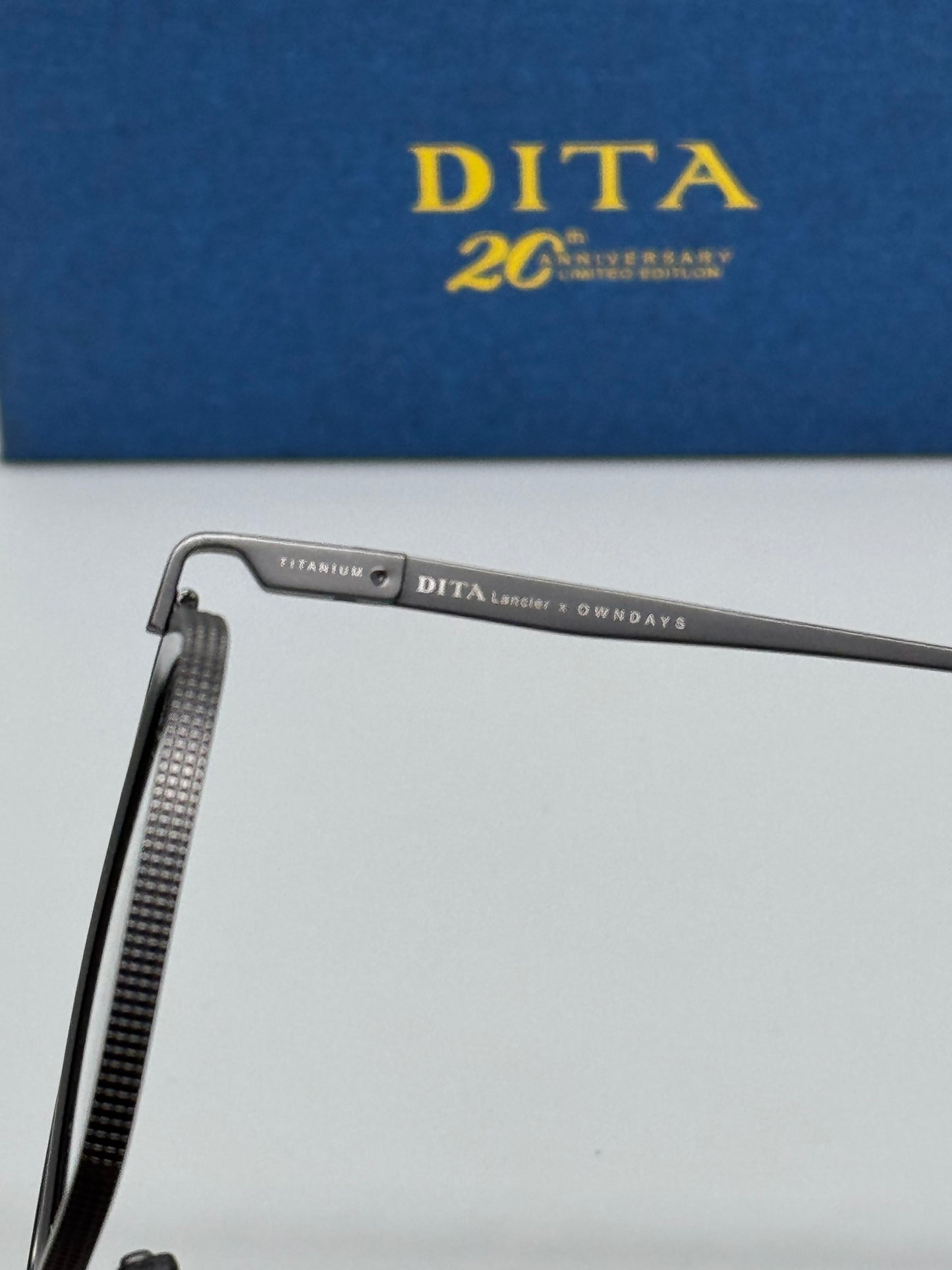 Dita Flight Titanium Dark Gray Frame