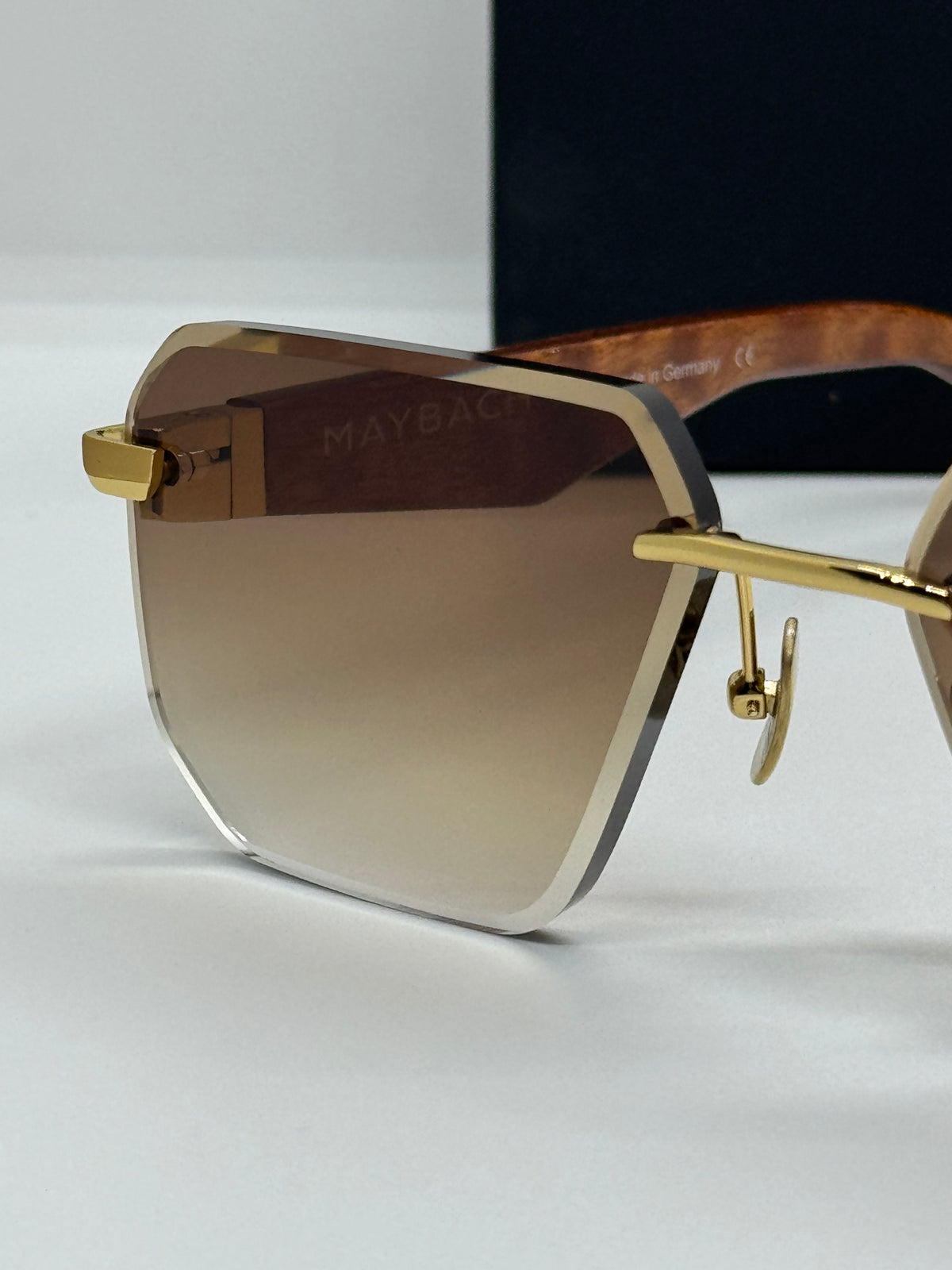 Maybach The Visionist Sun 1 Gradient  Brown Rimless