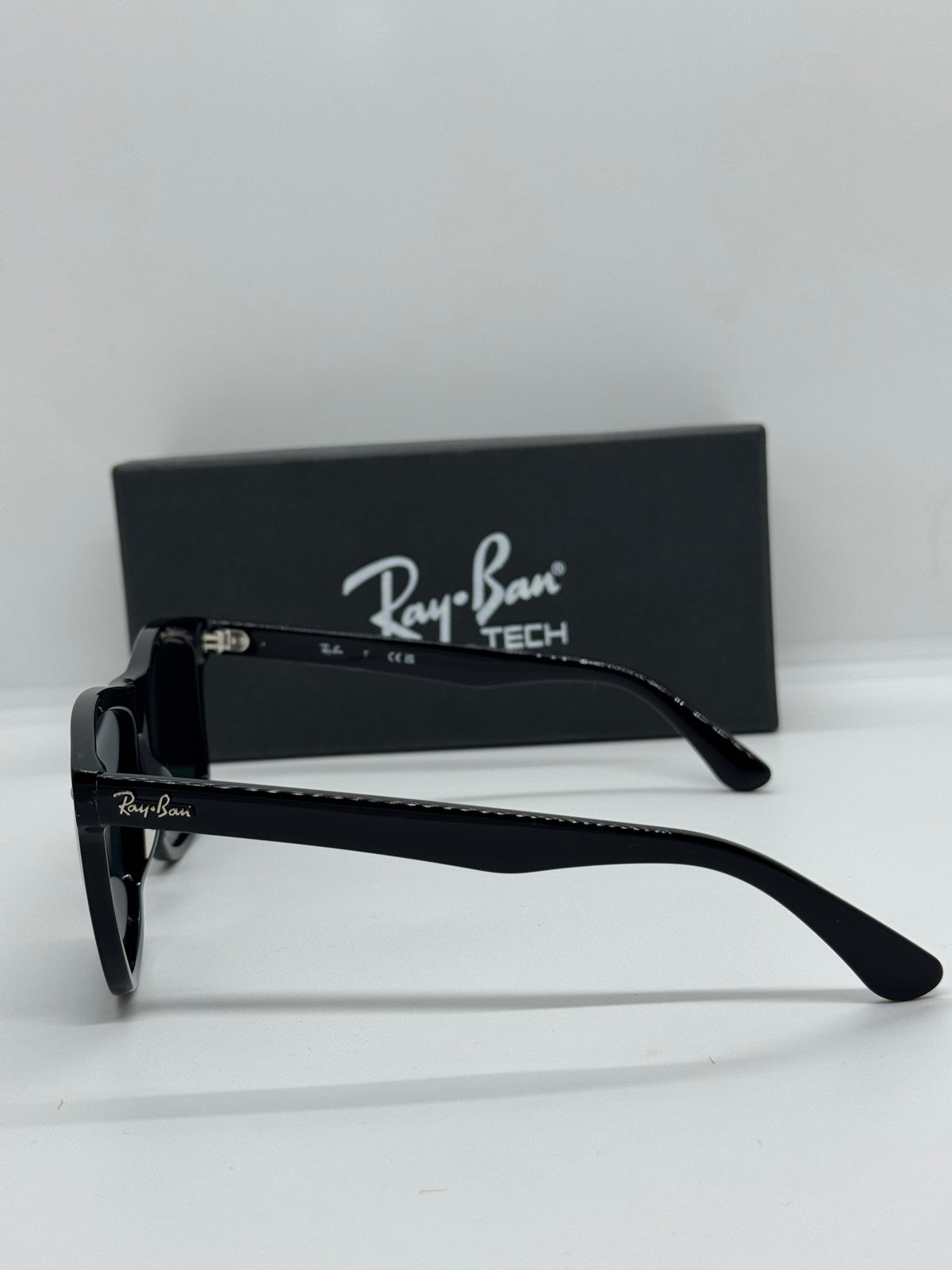 Ray-Ban Boyfriend Oversized RB 4547 Black Shade