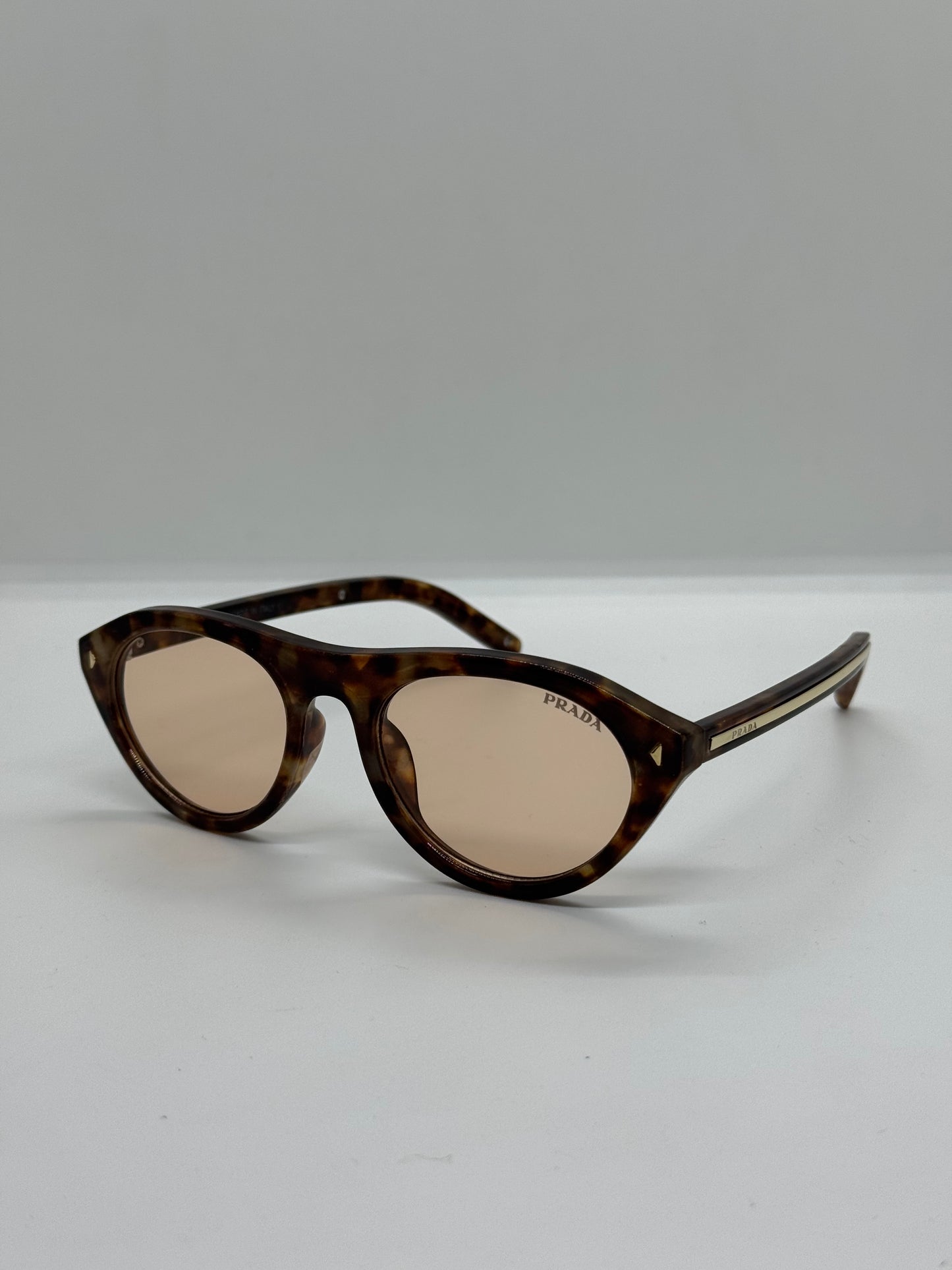 PD B15 Round Irregular Shade