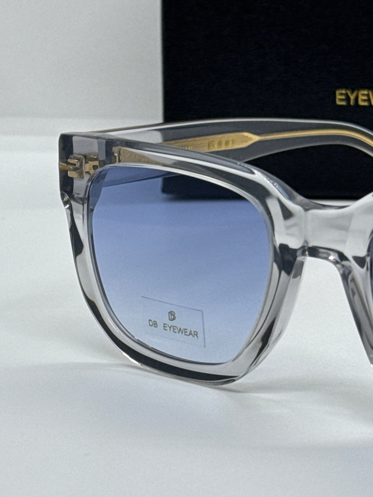 David Beckham DB7118/S Crystal Blue