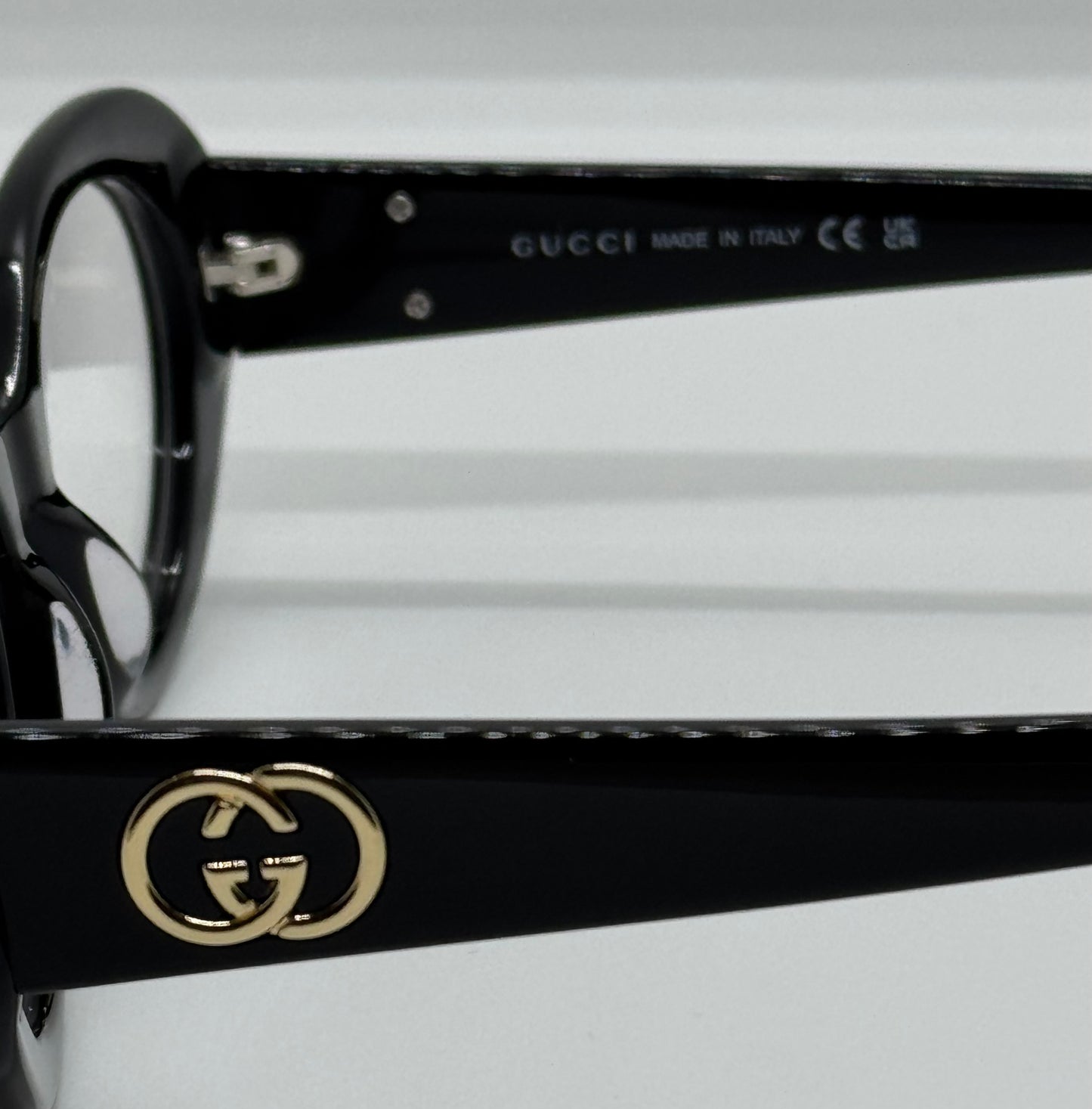 GG 1972 Bold Oval Black