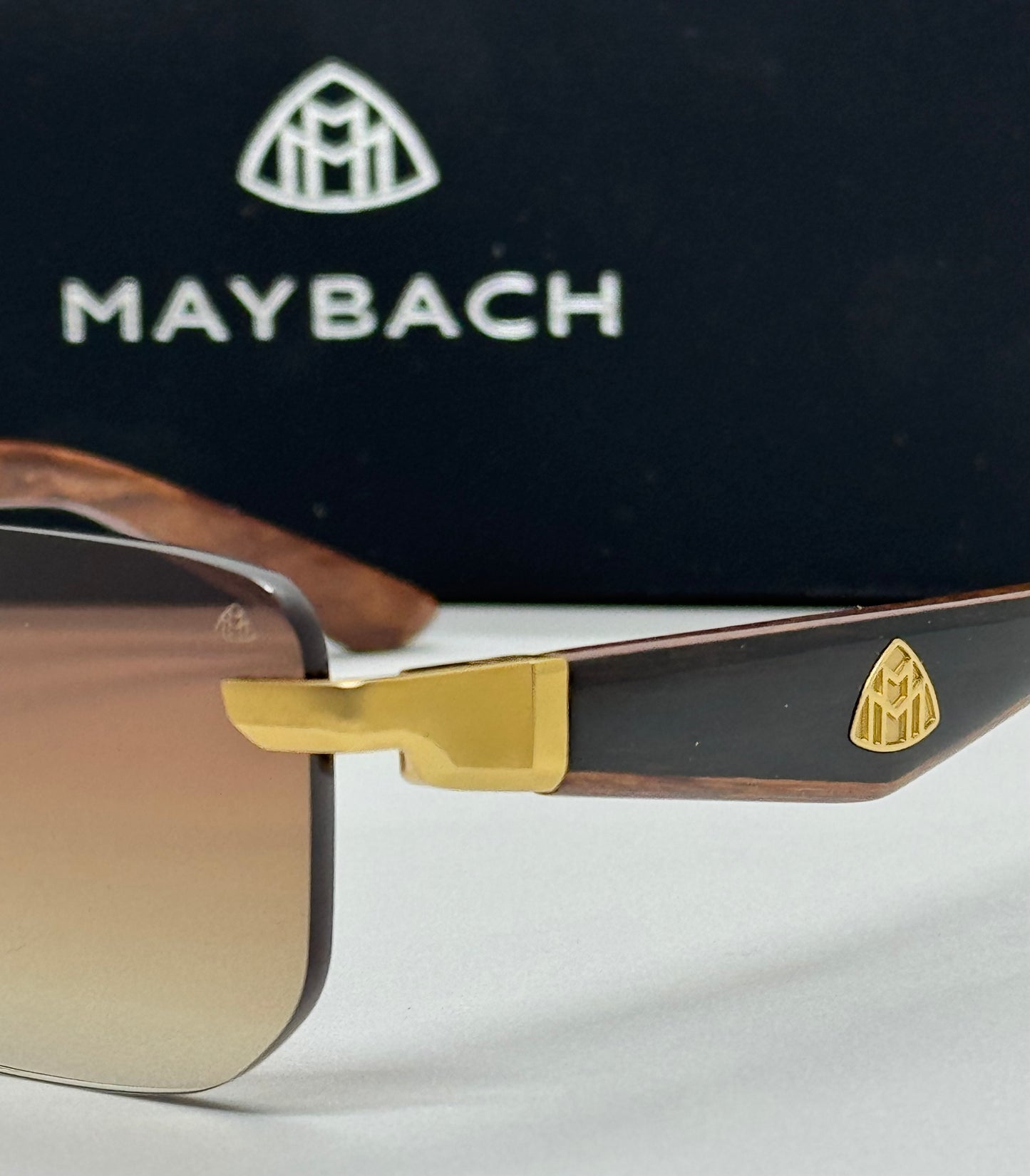 Maybach The Visionist Gradient  Brown Rimless