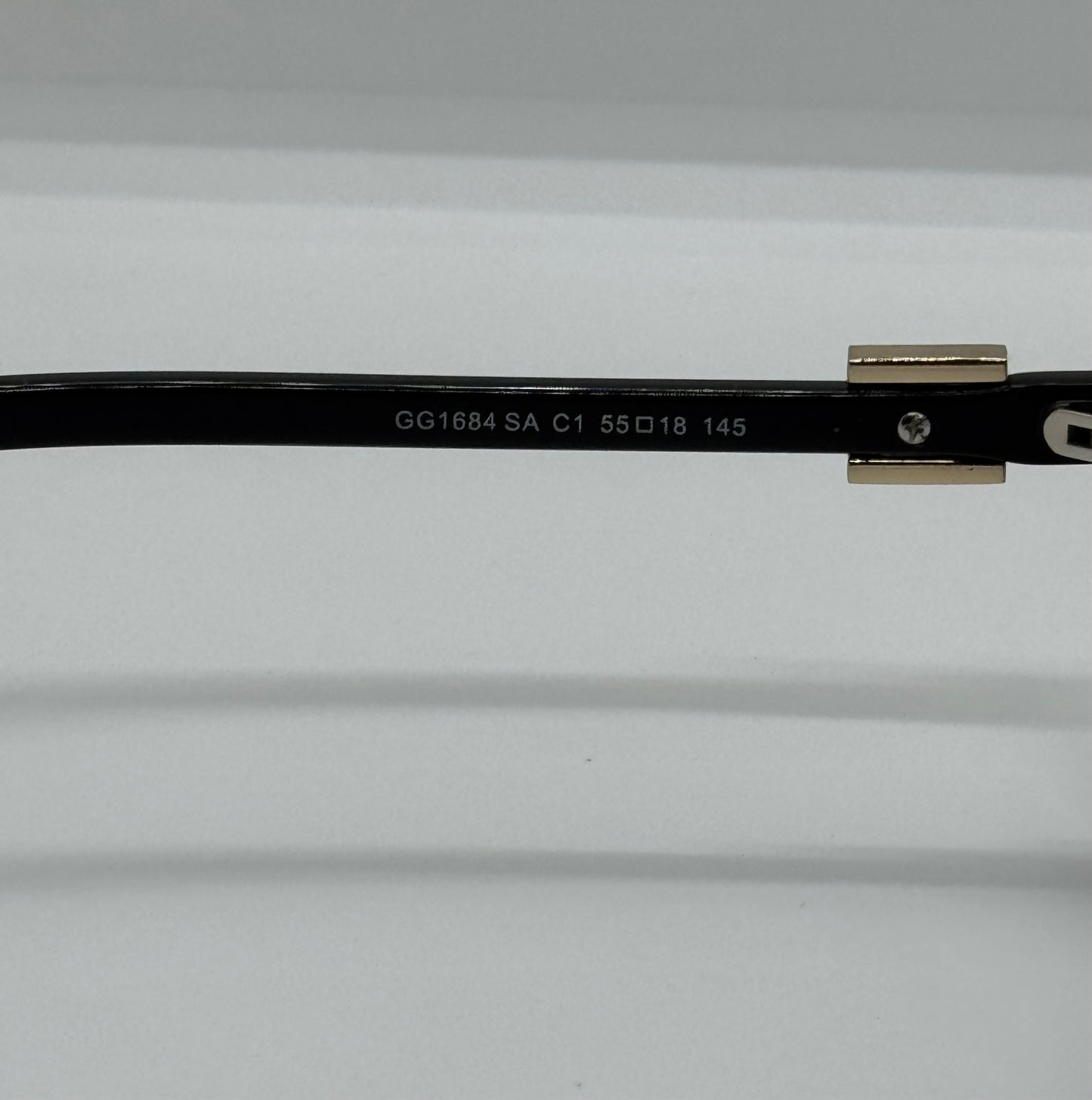 Gucci Oval Mini 1684 Black Frame